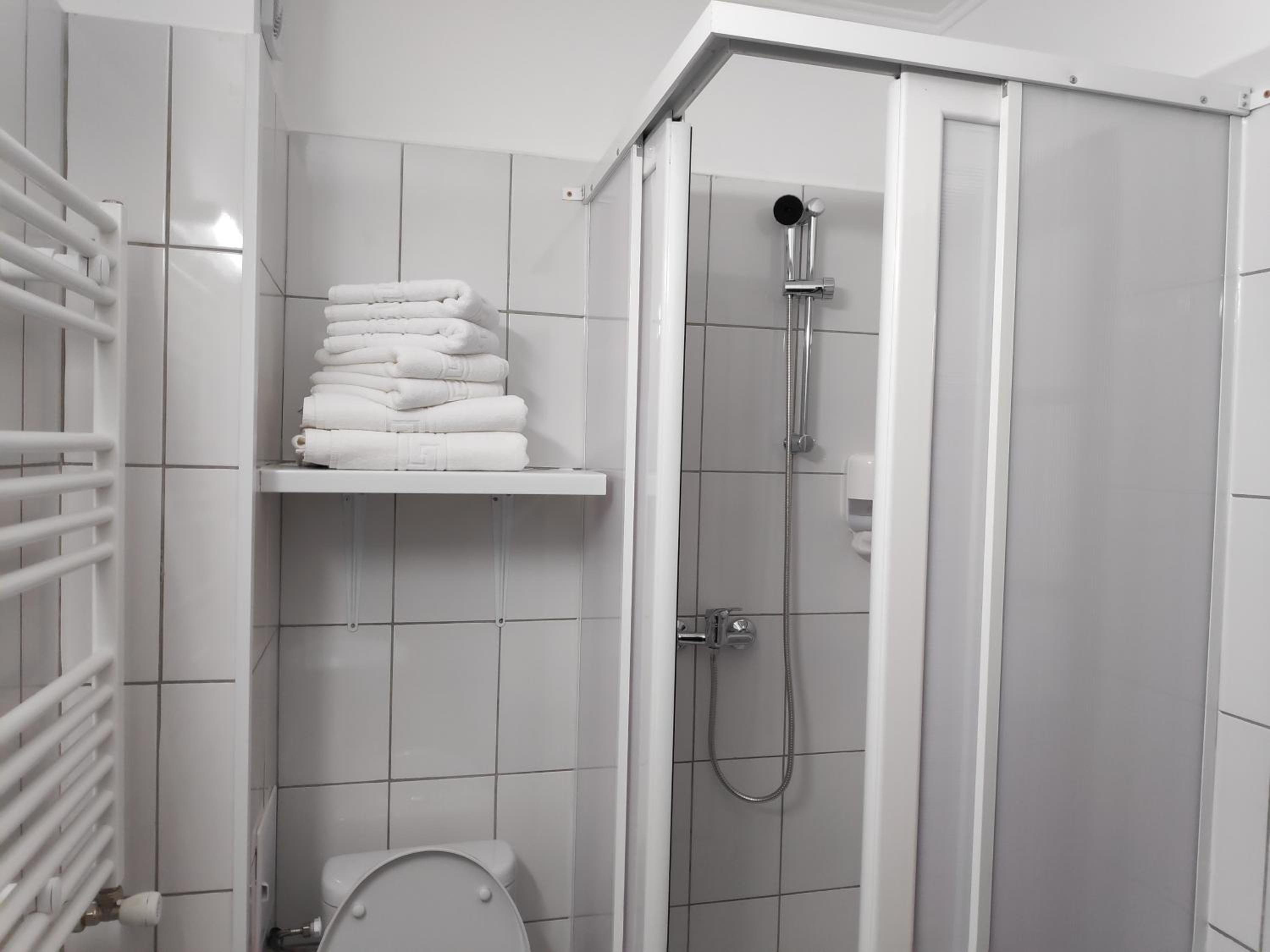 Hostel Caliman