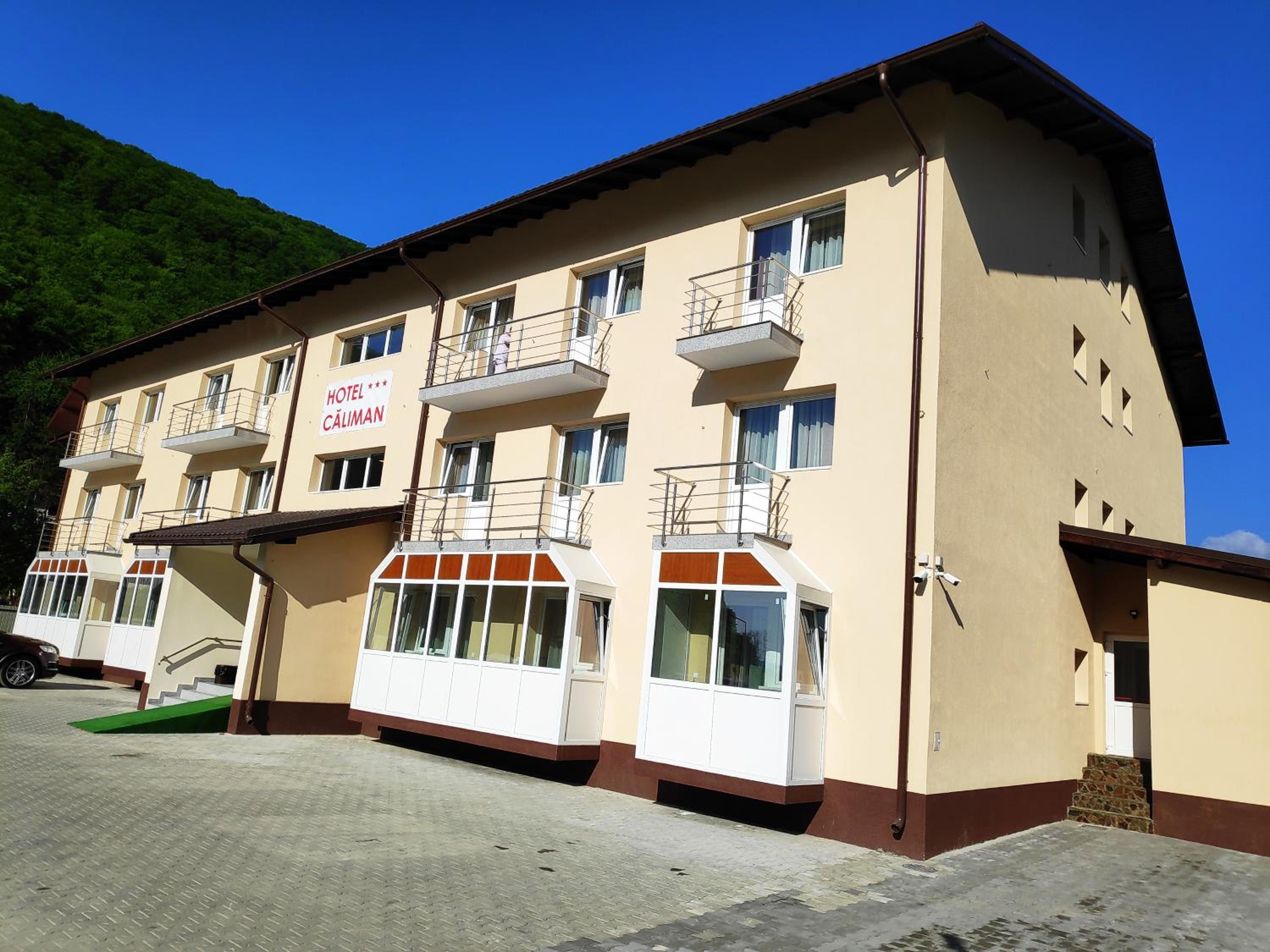Hostel Caliman