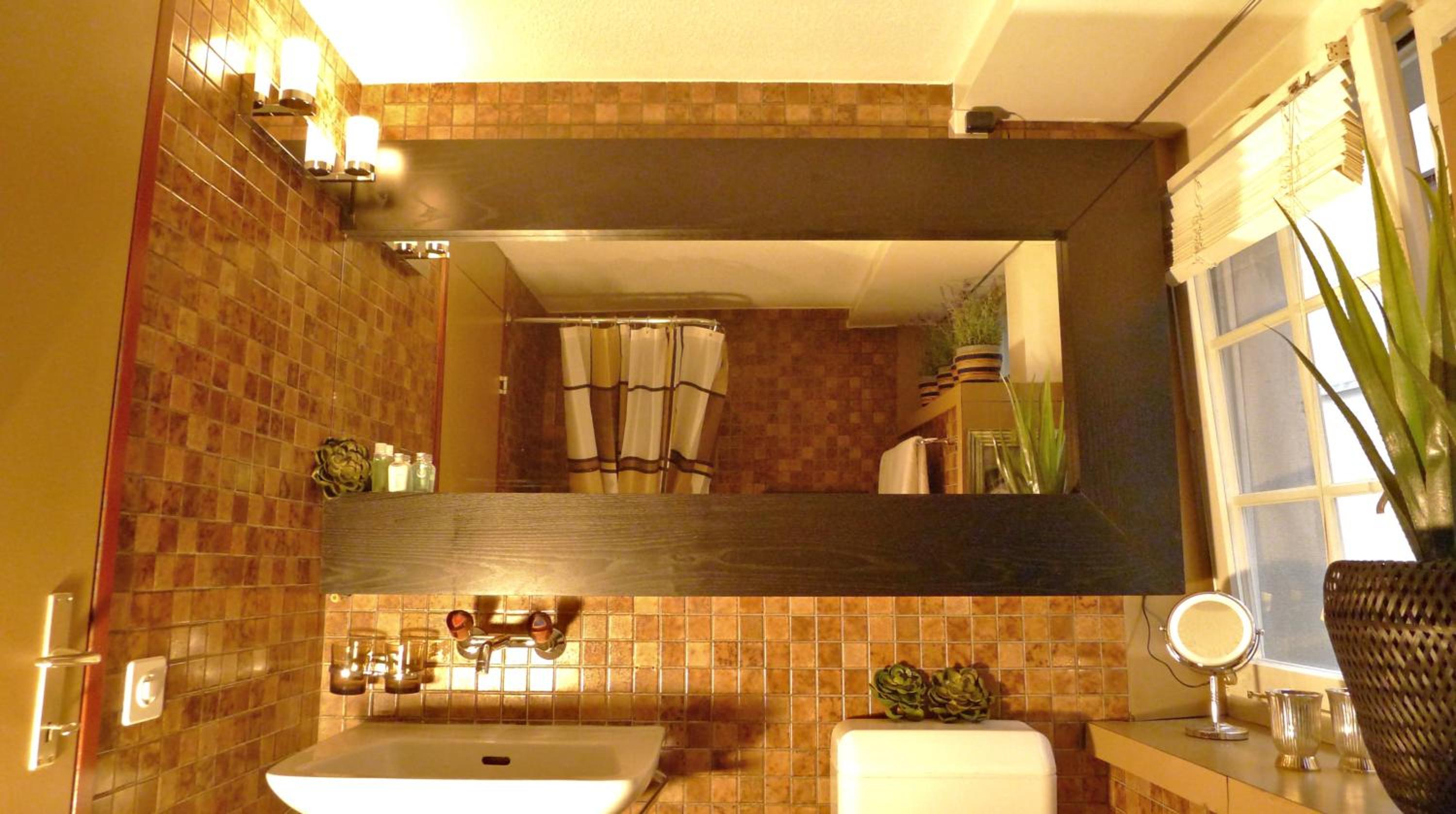 In the heart of Zurich - pedestrian area - close to central, main train station and riverside