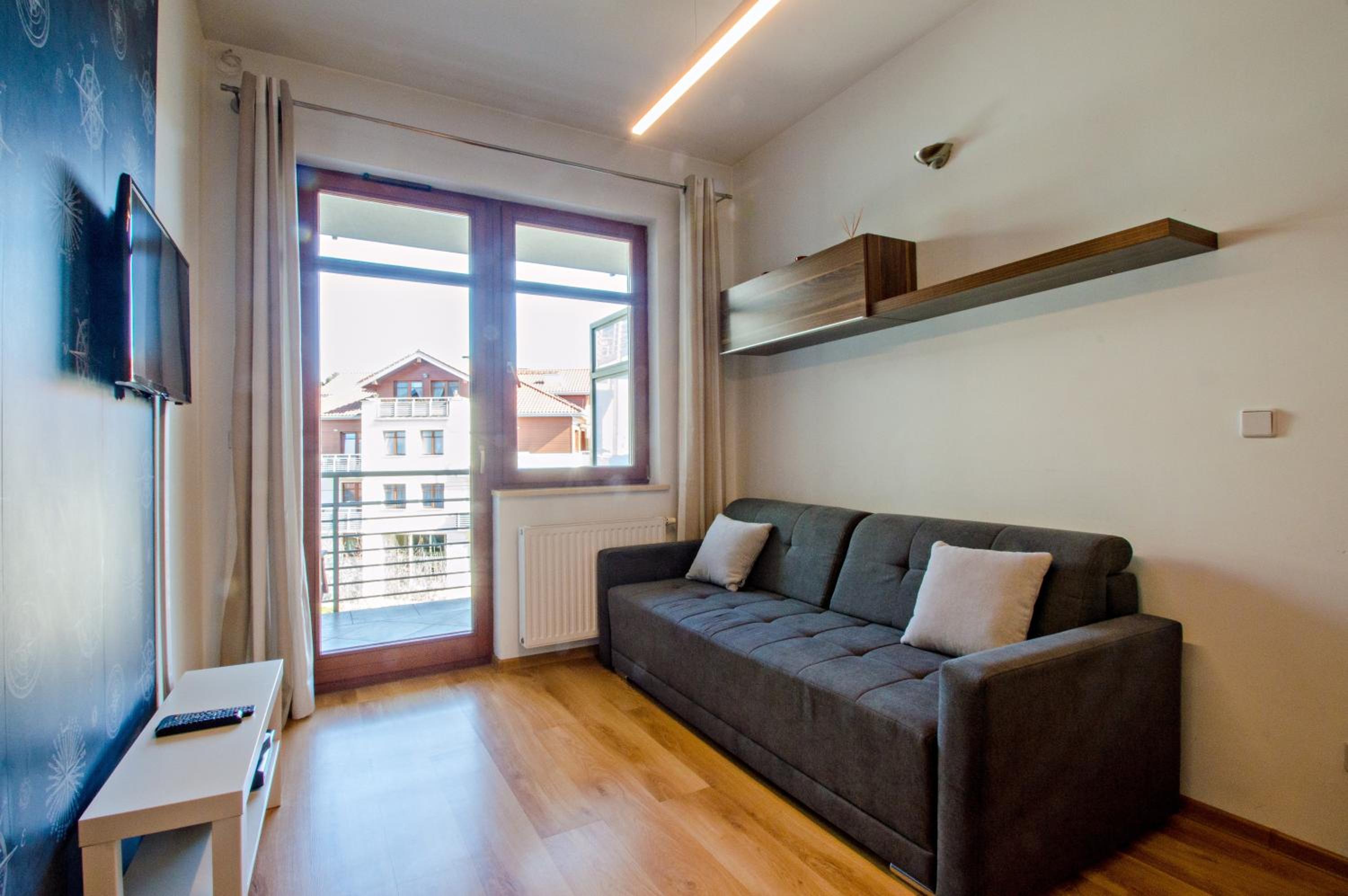 Grand Apartments - Neptun Park Maritime Apartment with balcony view 3