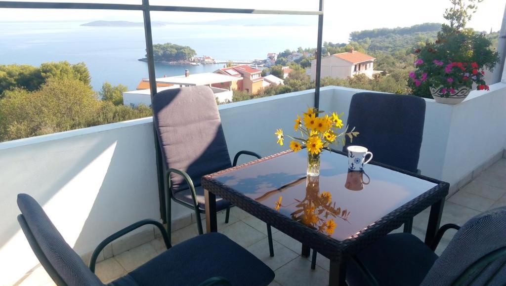 Apartmani Zdenka Savar-Maslina view 4