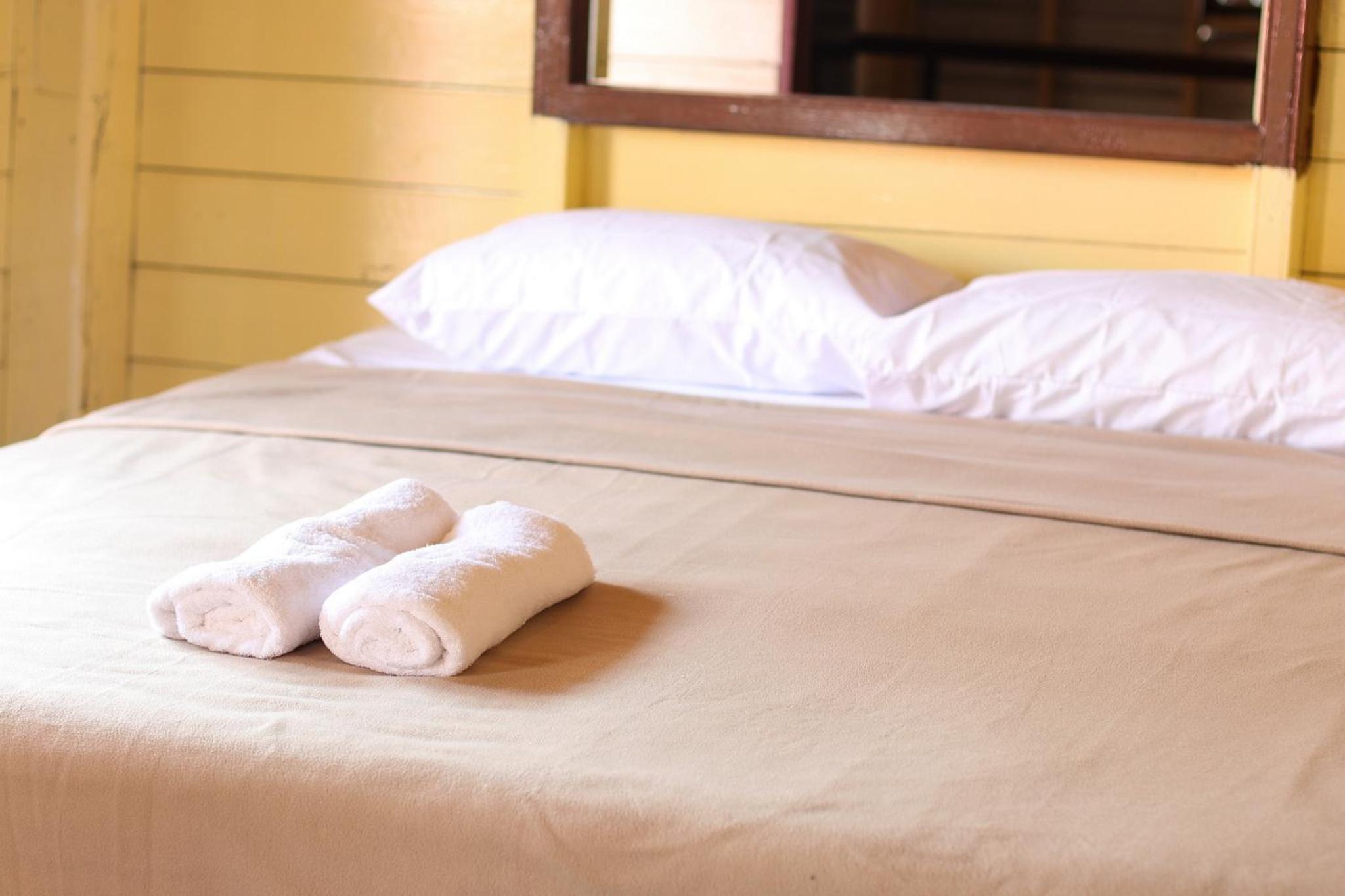 Baankhon Private room in Thai house Check in by yourself code inbox Adult Only
