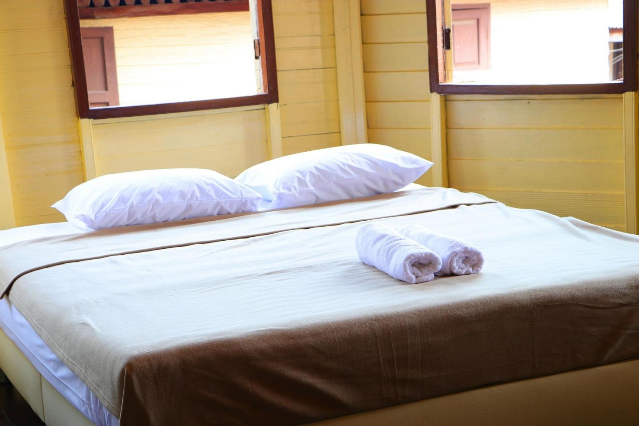 Baankhon Private room in Thai house Check in by yourself code inbox Adult Only