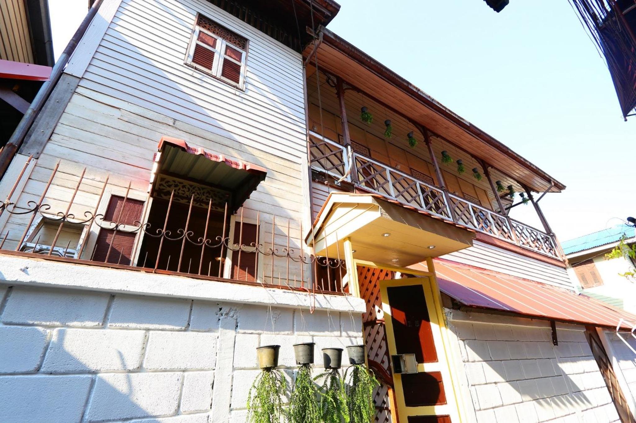 Baankhon Private room in Thai house Check in by yourself code inbox Adult Only