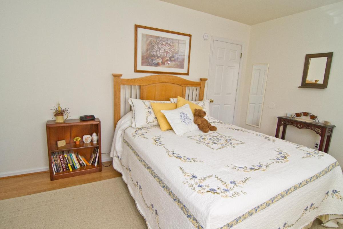 Pilgrim's Rest Bed and Breakfast - Property Image 2
