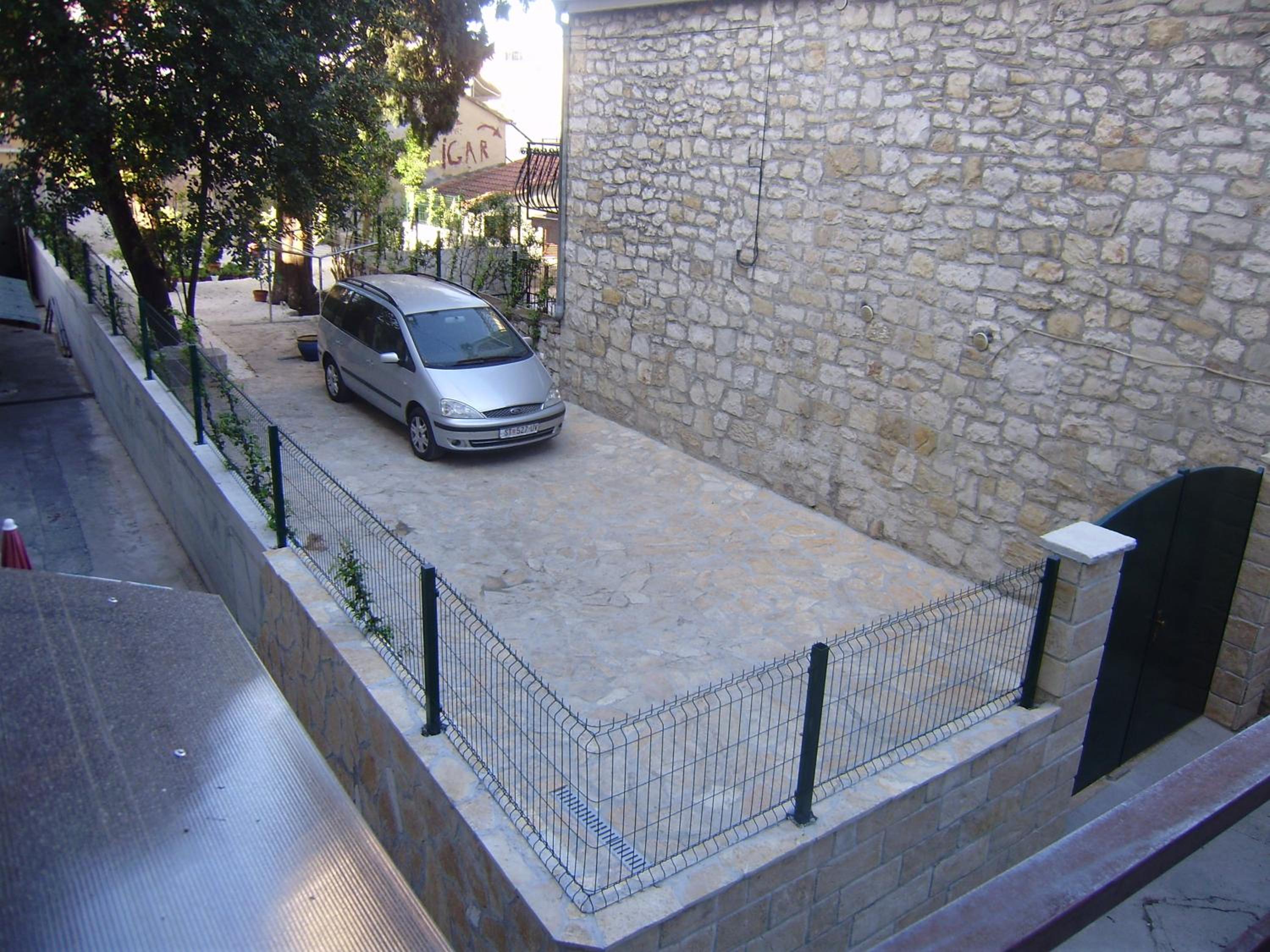 Photo 46