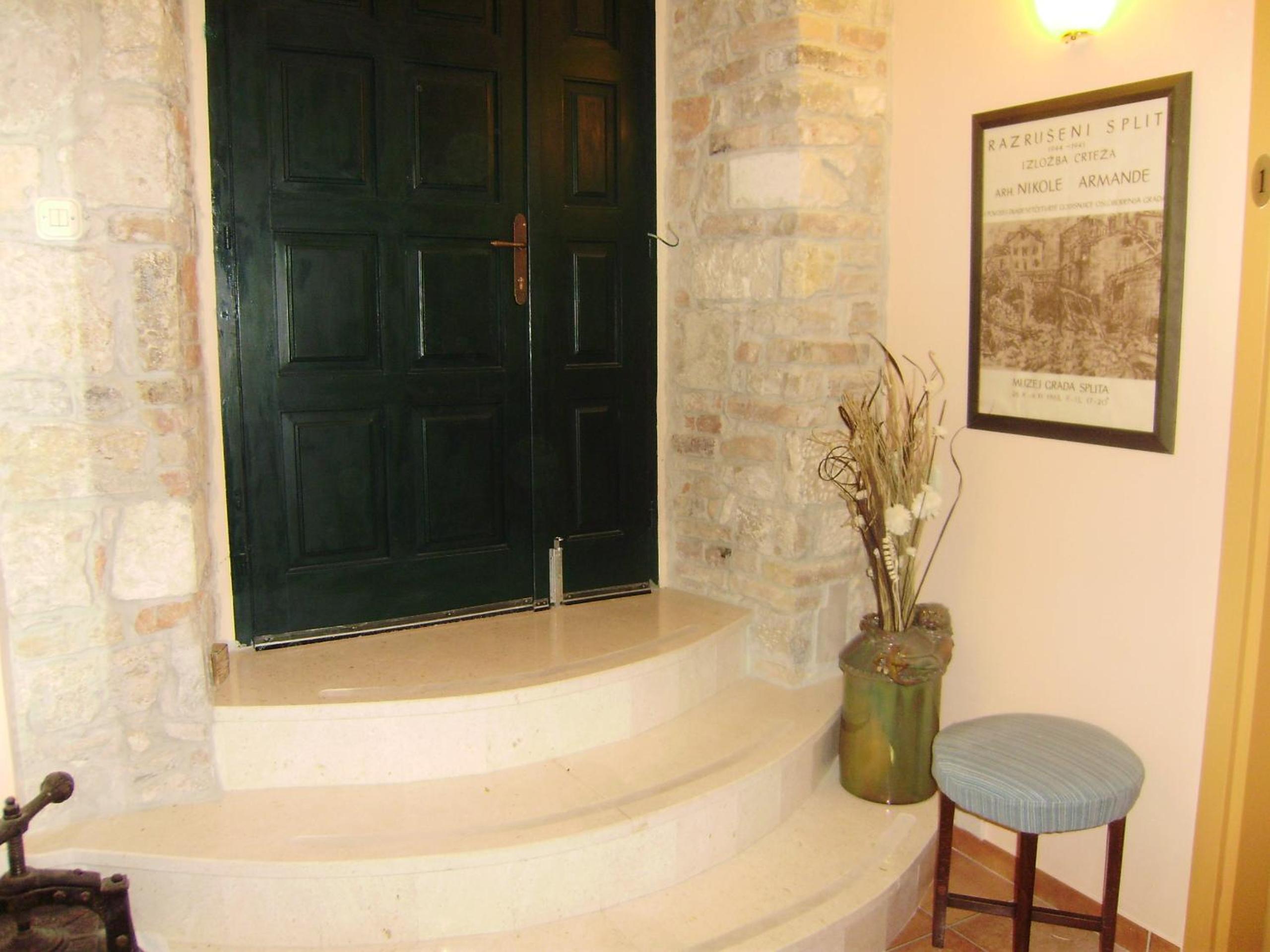 Photo 35