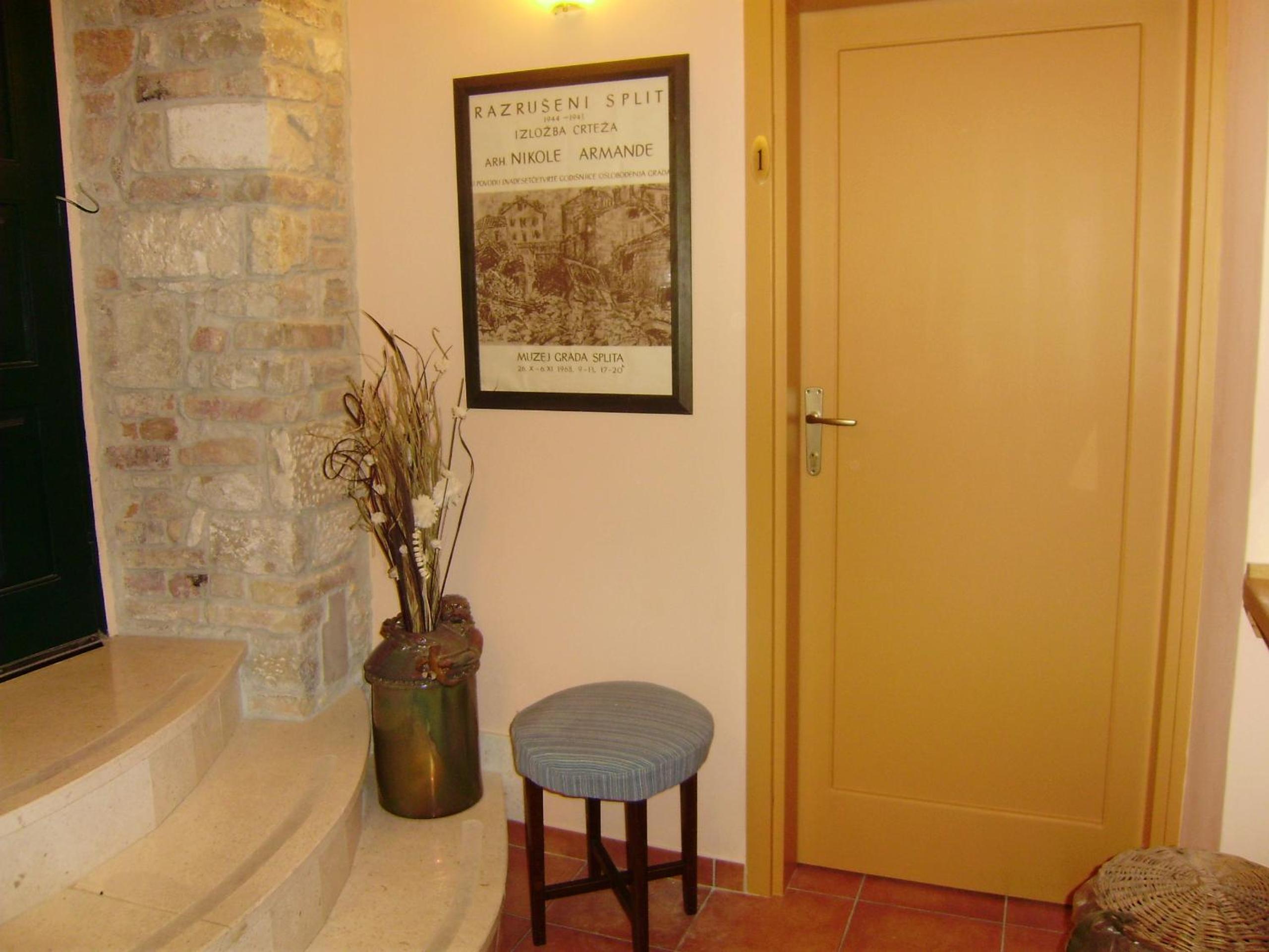 Photo 36