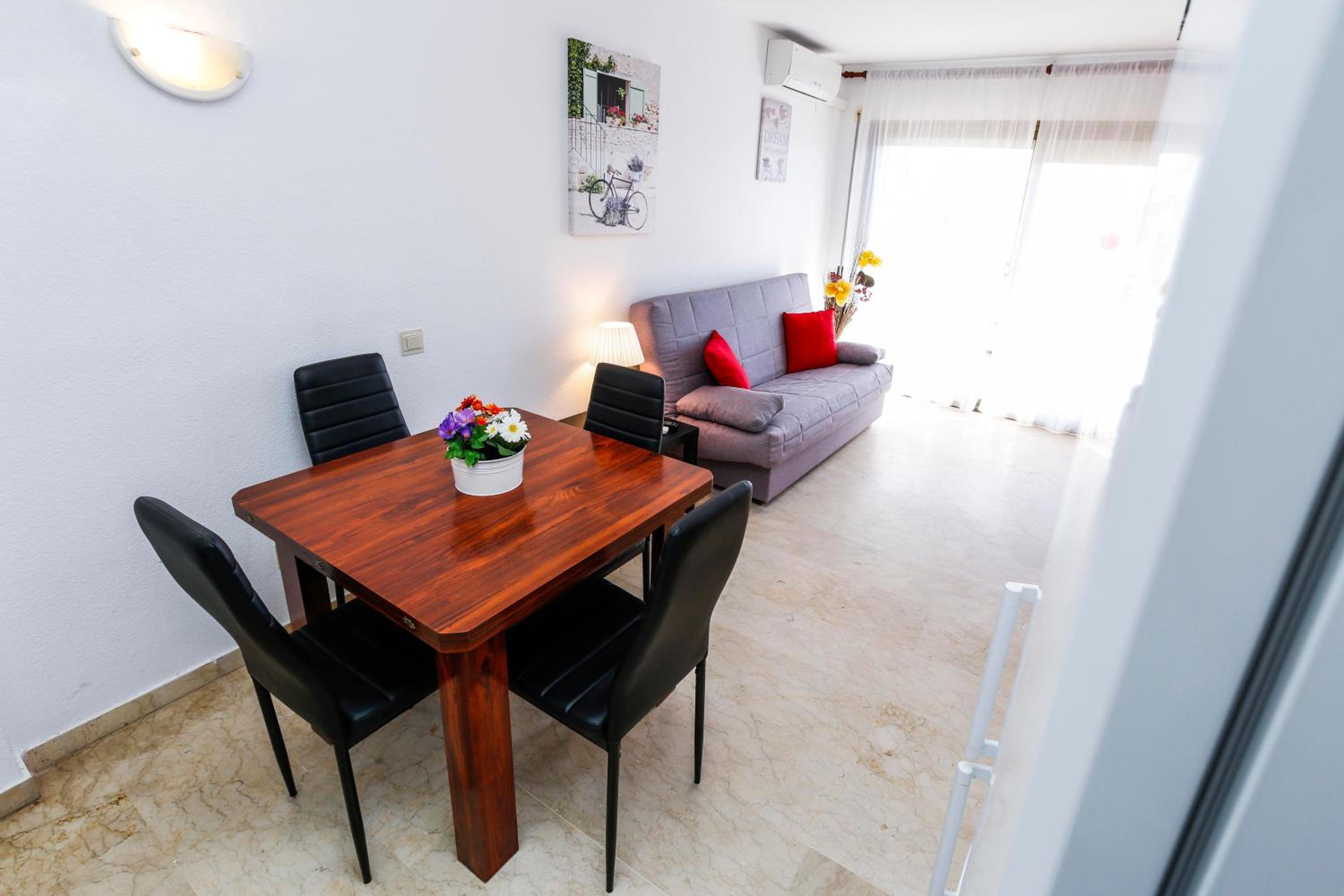 AQUAMARINA A HomeStay By Turismar