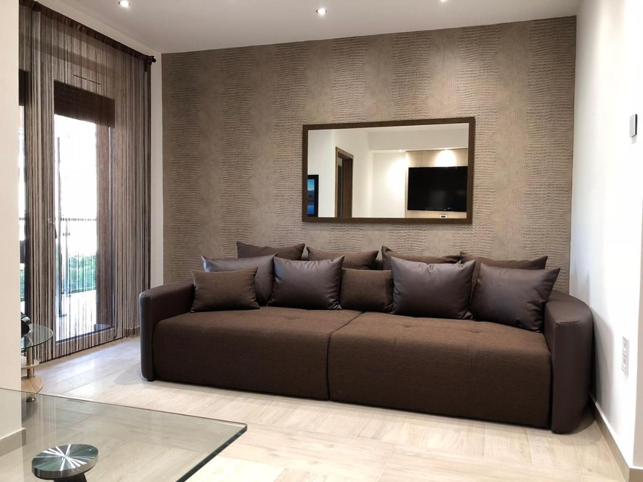 Nice Wellness Apartman view 2