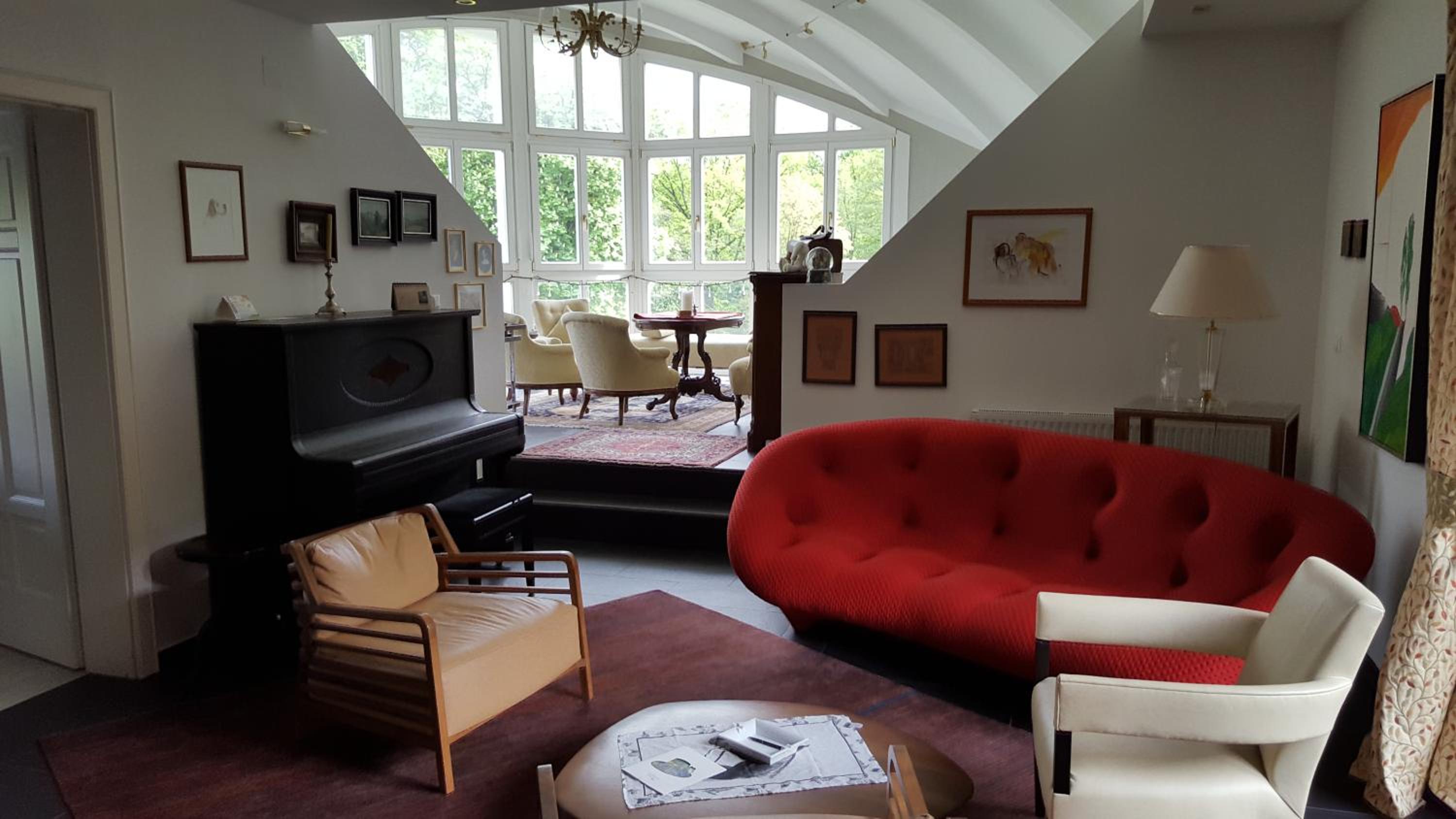 lounge