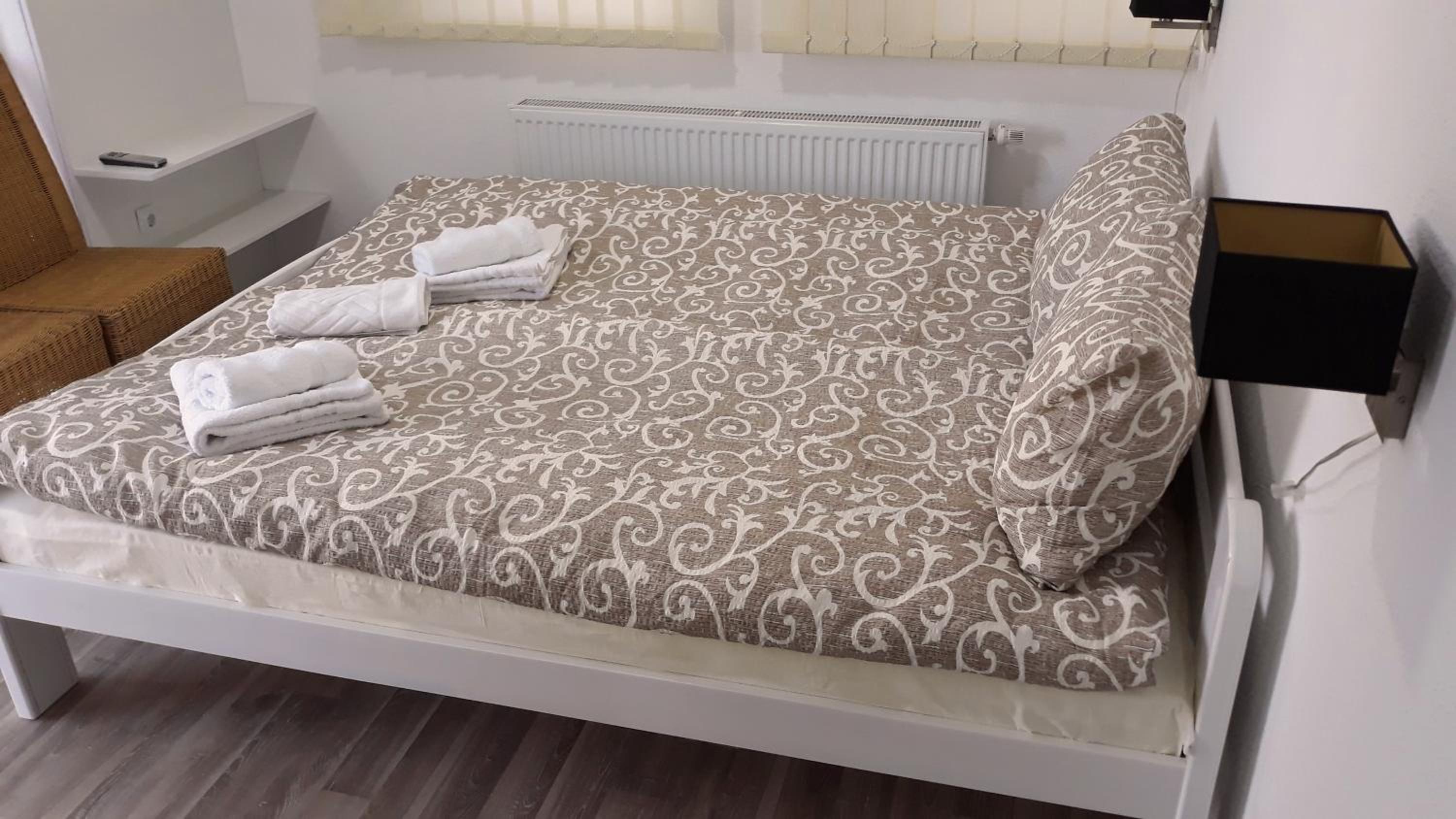Apartments&Rooms Mido