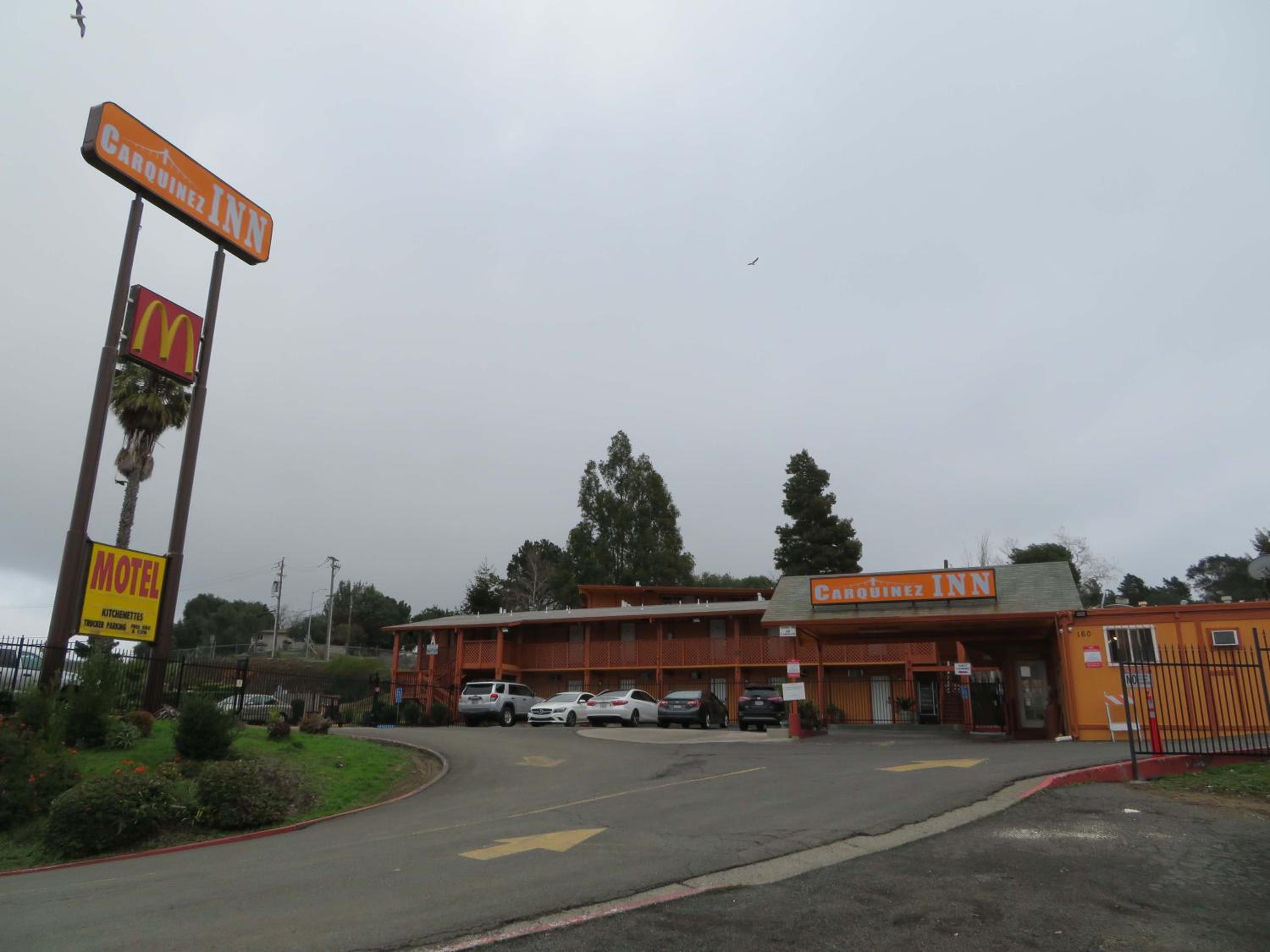 Vallejo Vacations - Carquinez Inn - Property Image 5