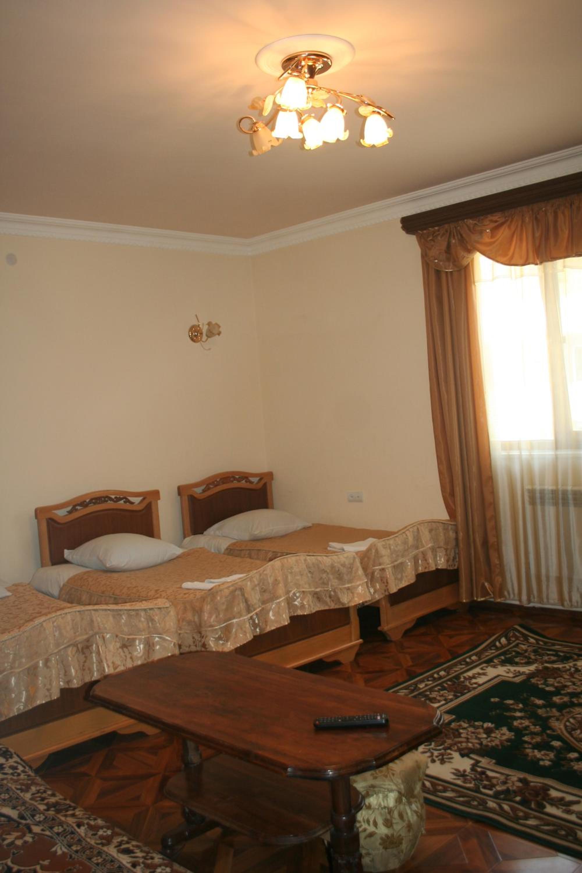 Hotel Noy