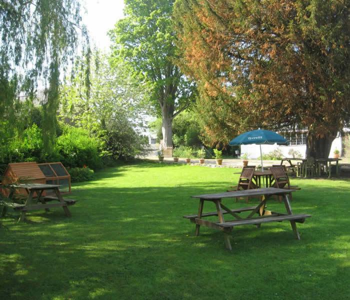 Walford Court