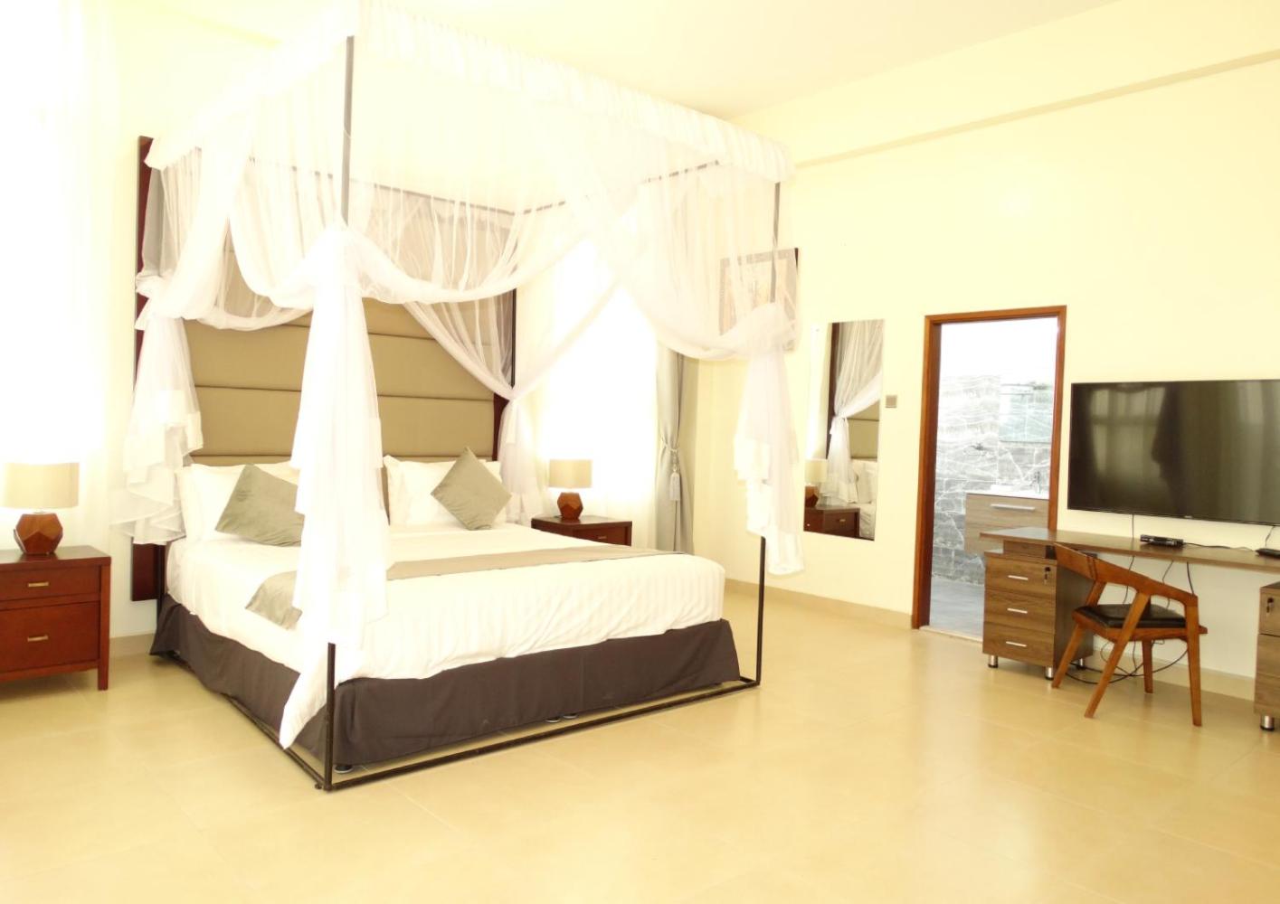 Photo 102