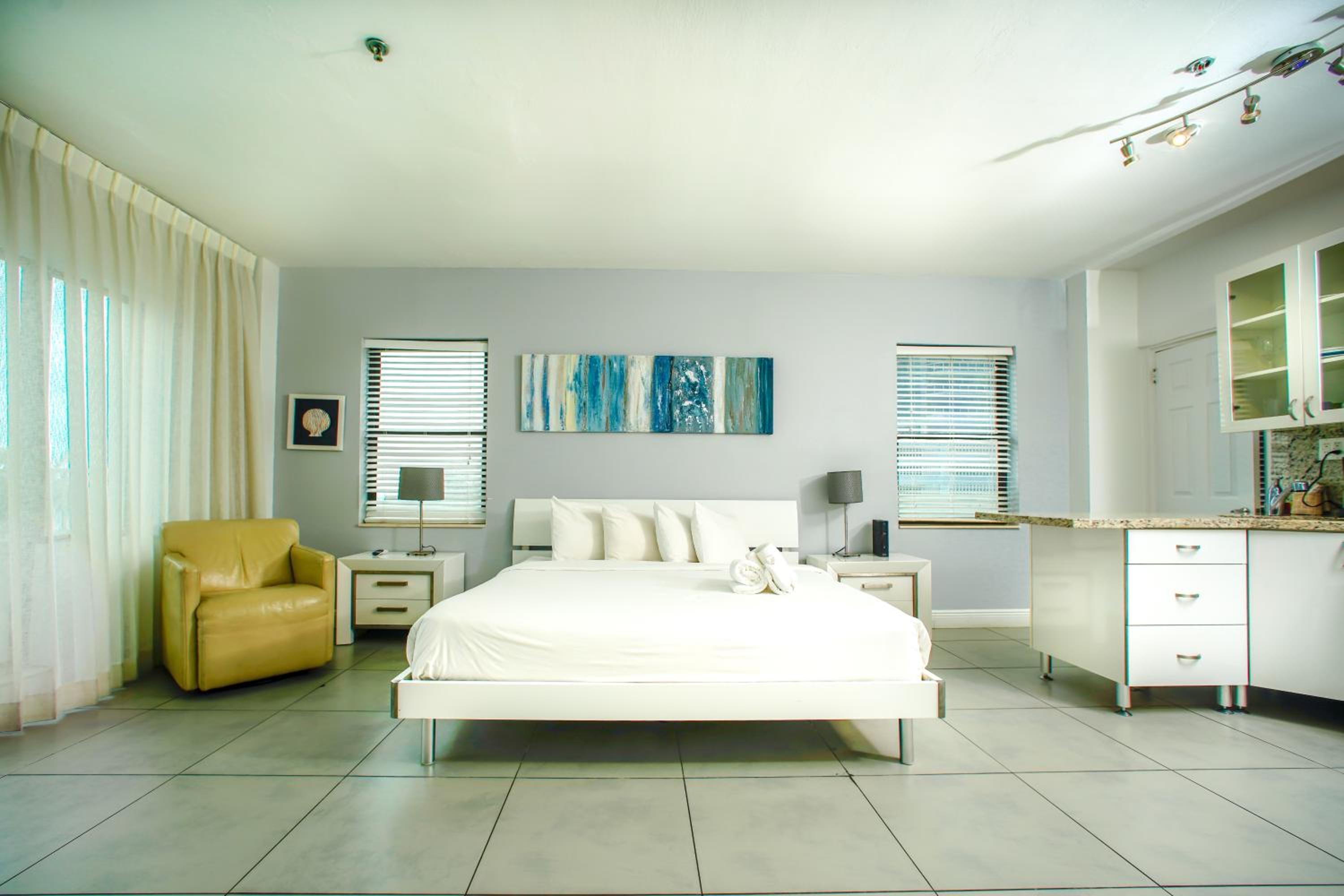 Ocean Front Units at Miami Beach