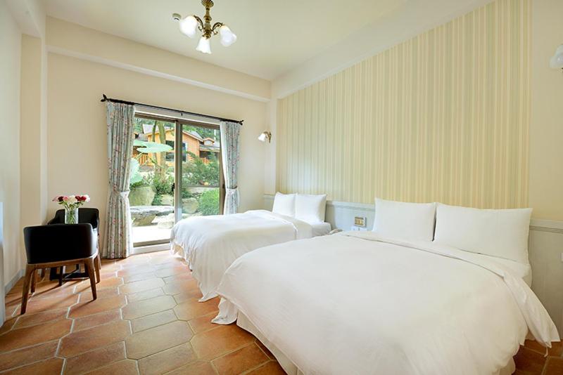 Yo Shen Jing Resorts