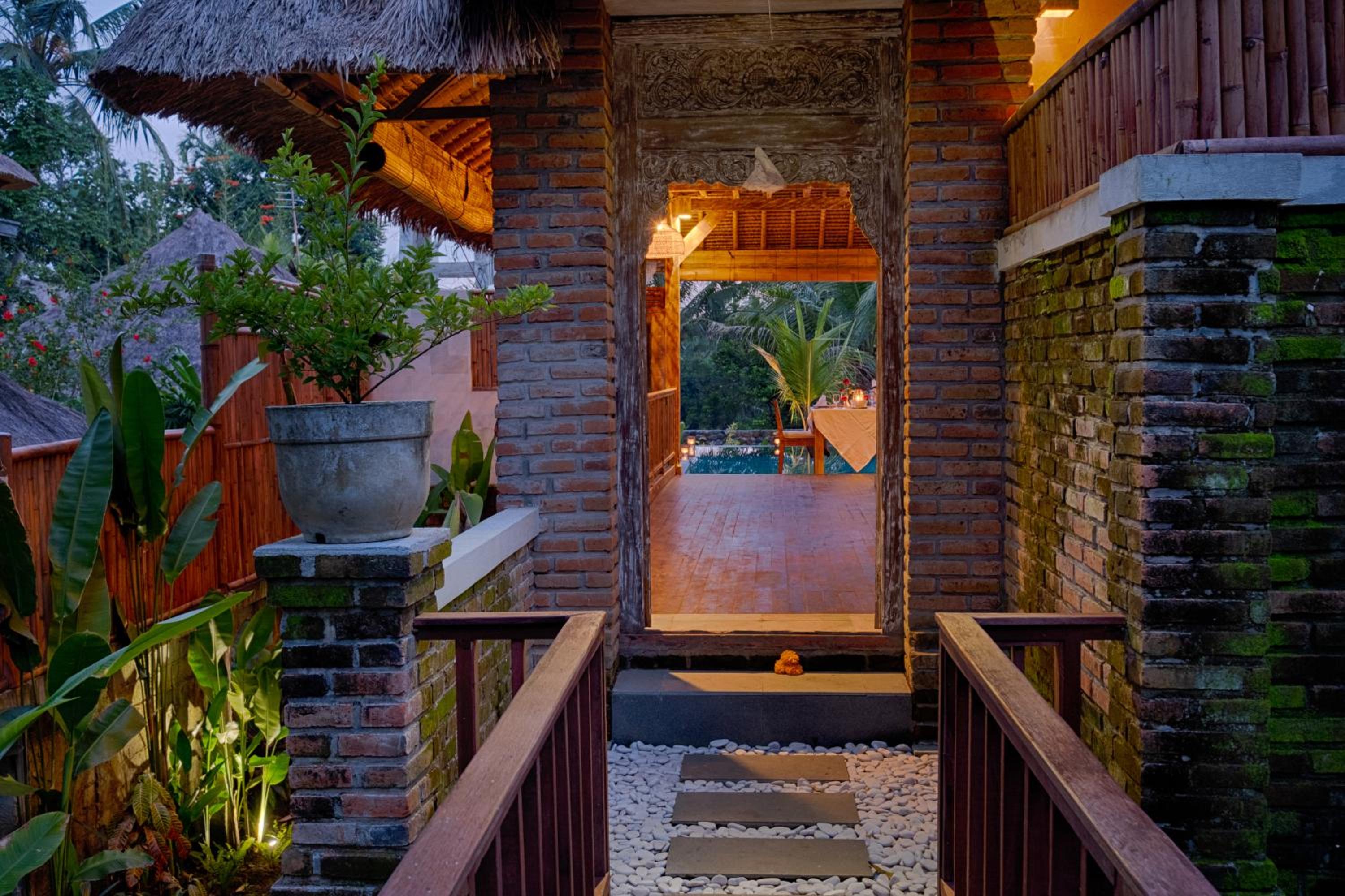 Villa Bedauh Wetan by Manara, Ubud - 11