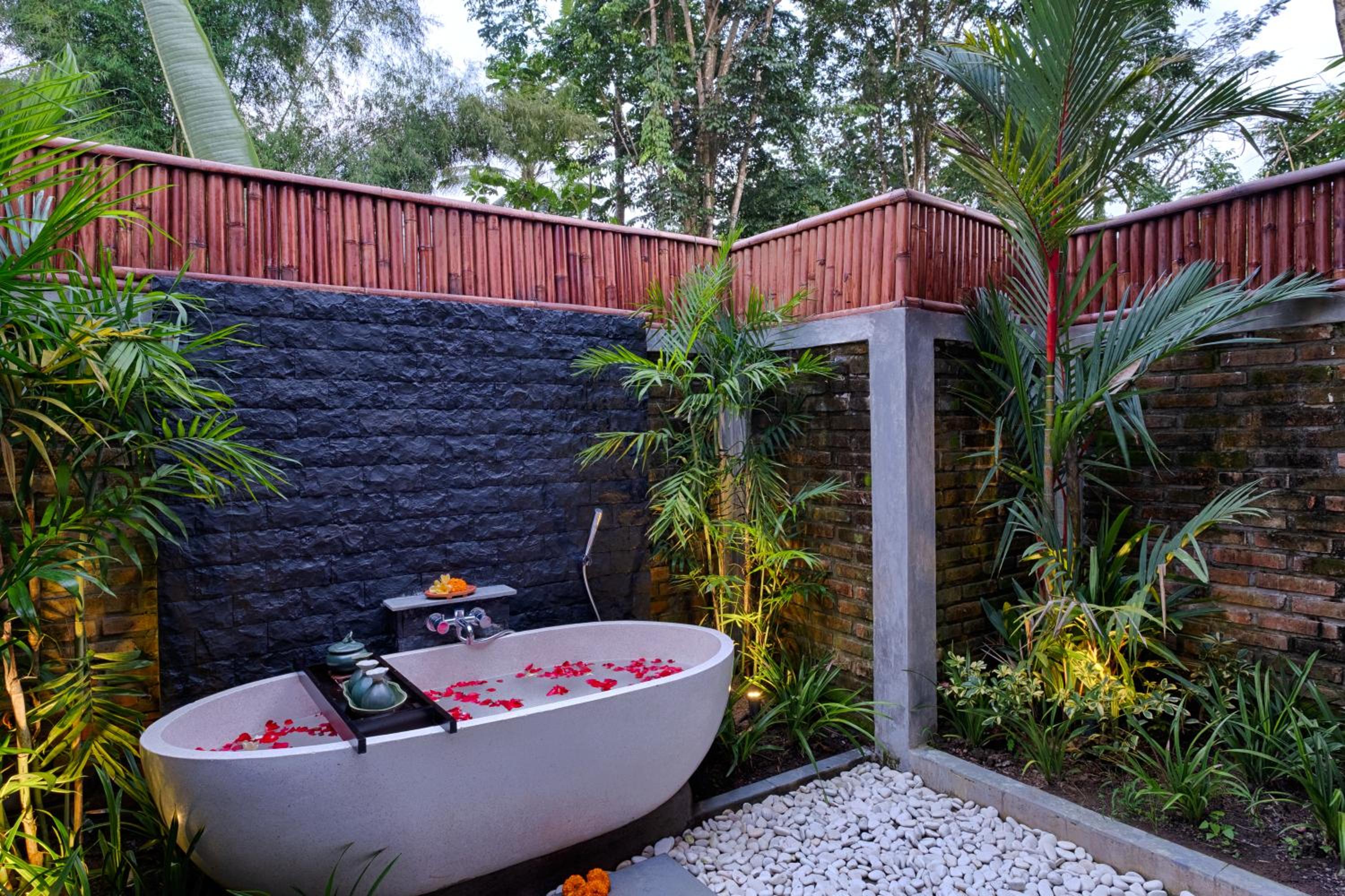Villa Bedauh Wetan by Manara, Ubud - 13