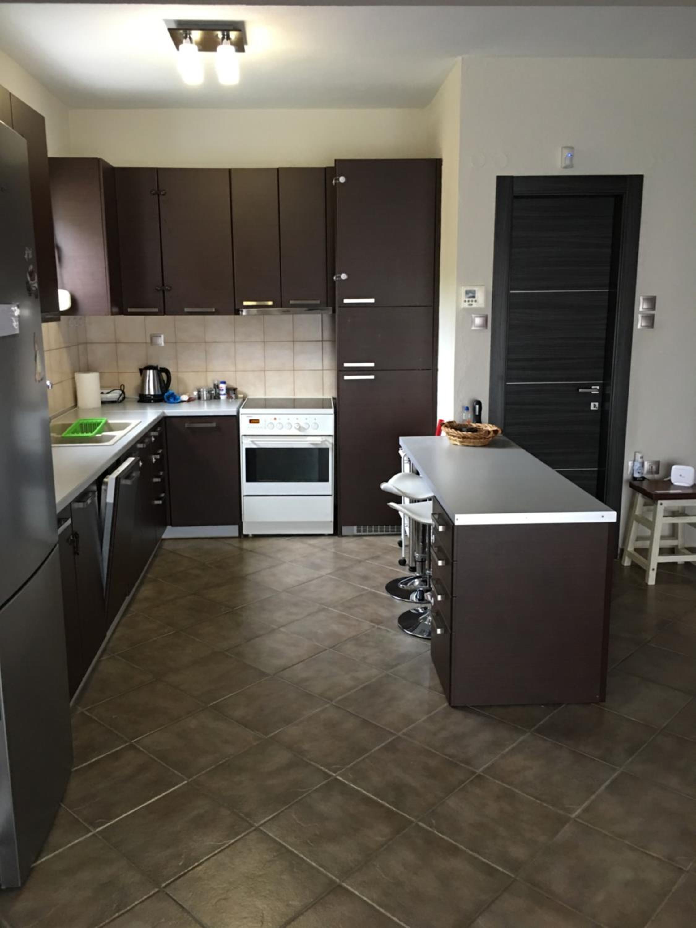 maisonette Zhana