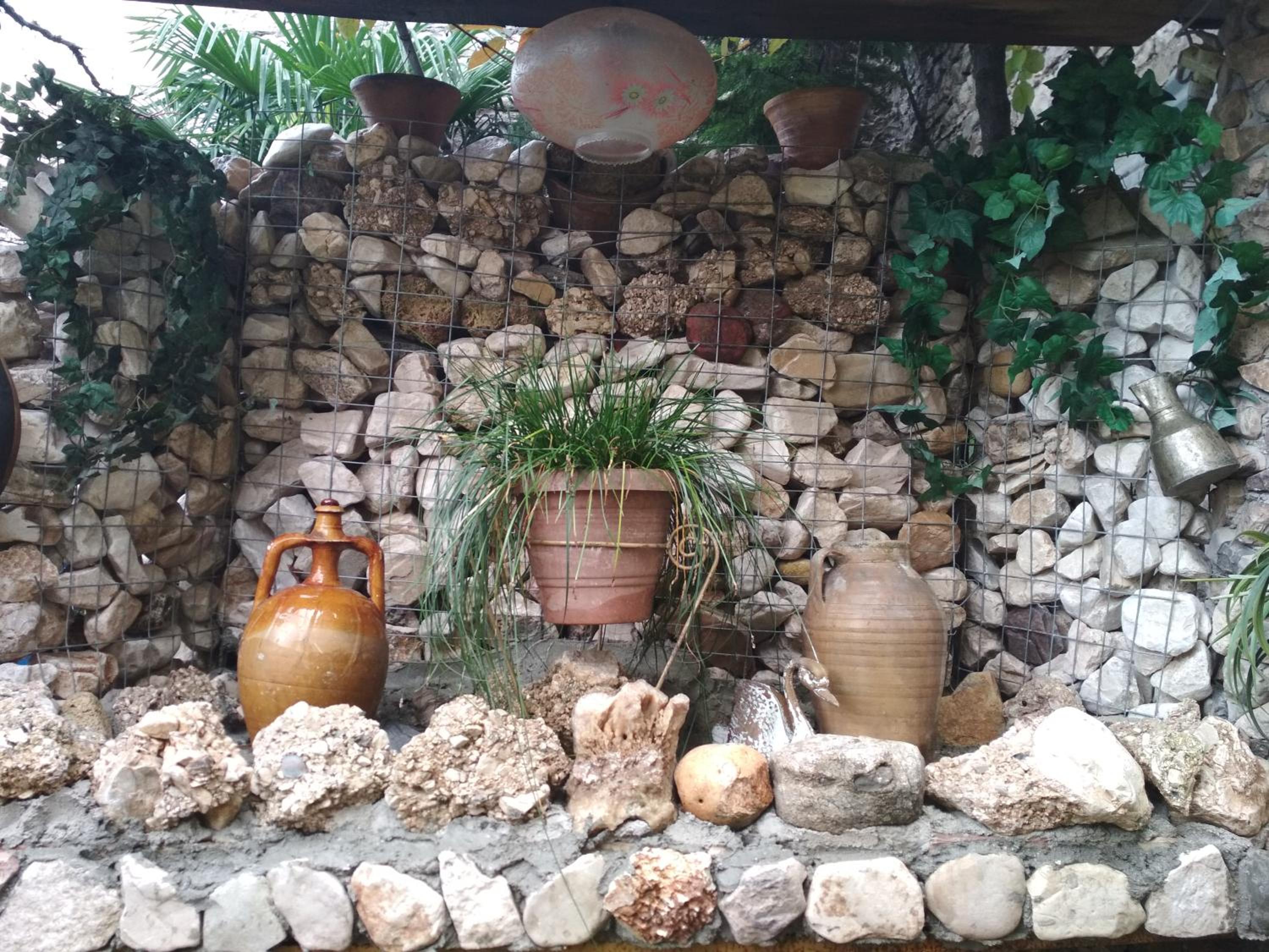 Karafil Guesthouse