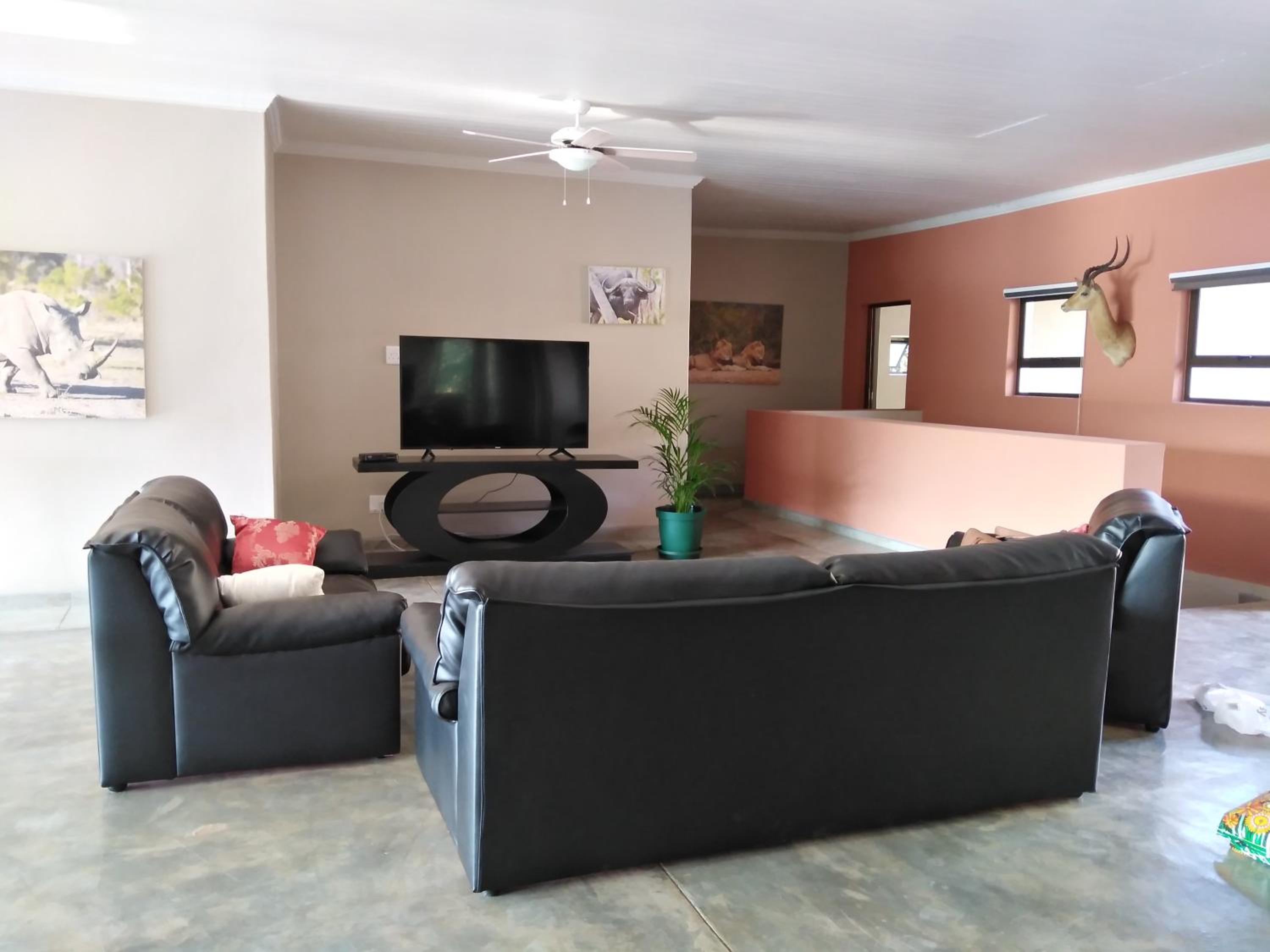 Hazyview Bogarts Villa view 5