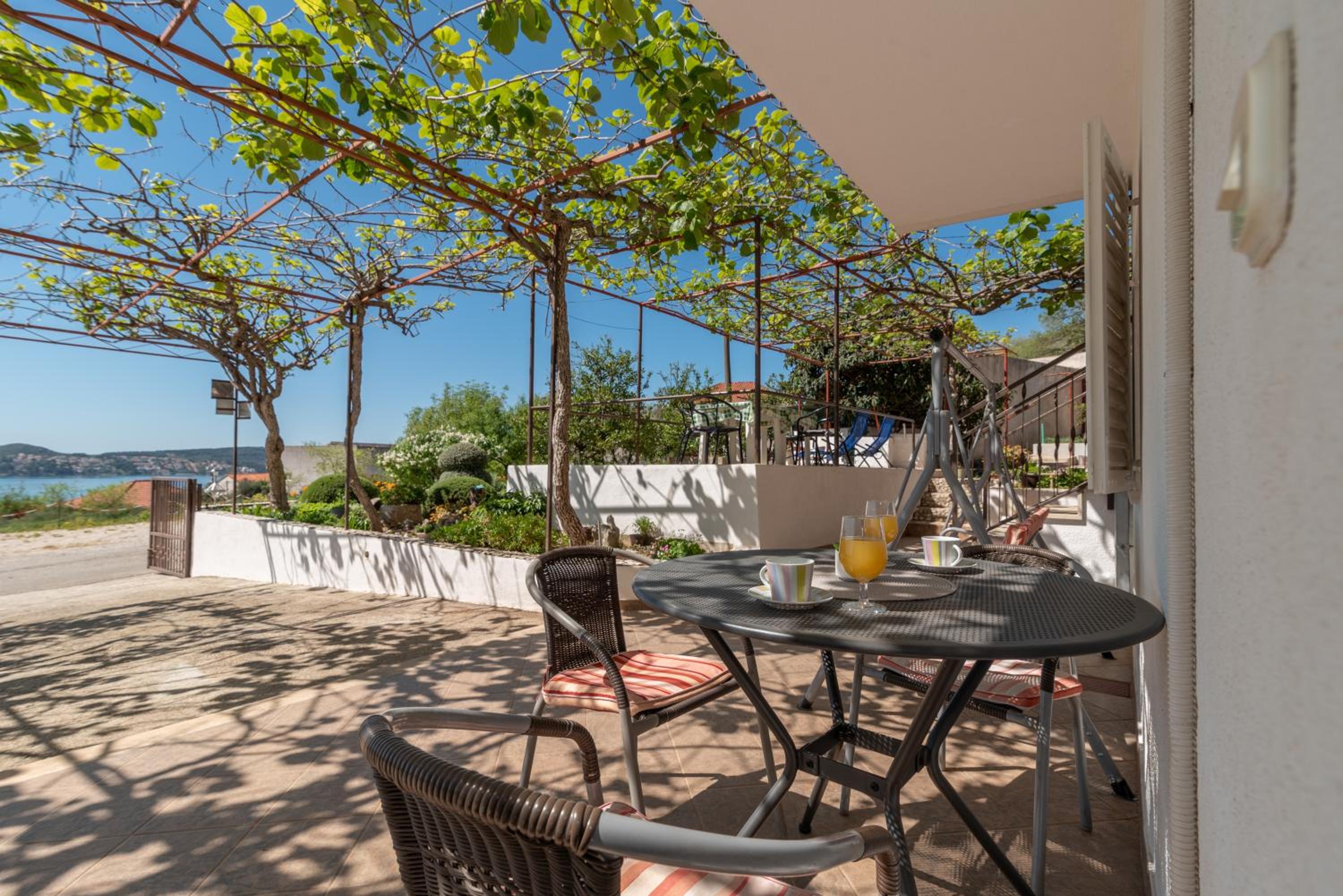 Apartments Villa Bella Vista Seget photo 2