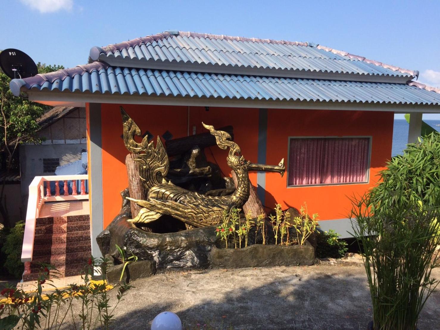 Dragon Hut Resort
