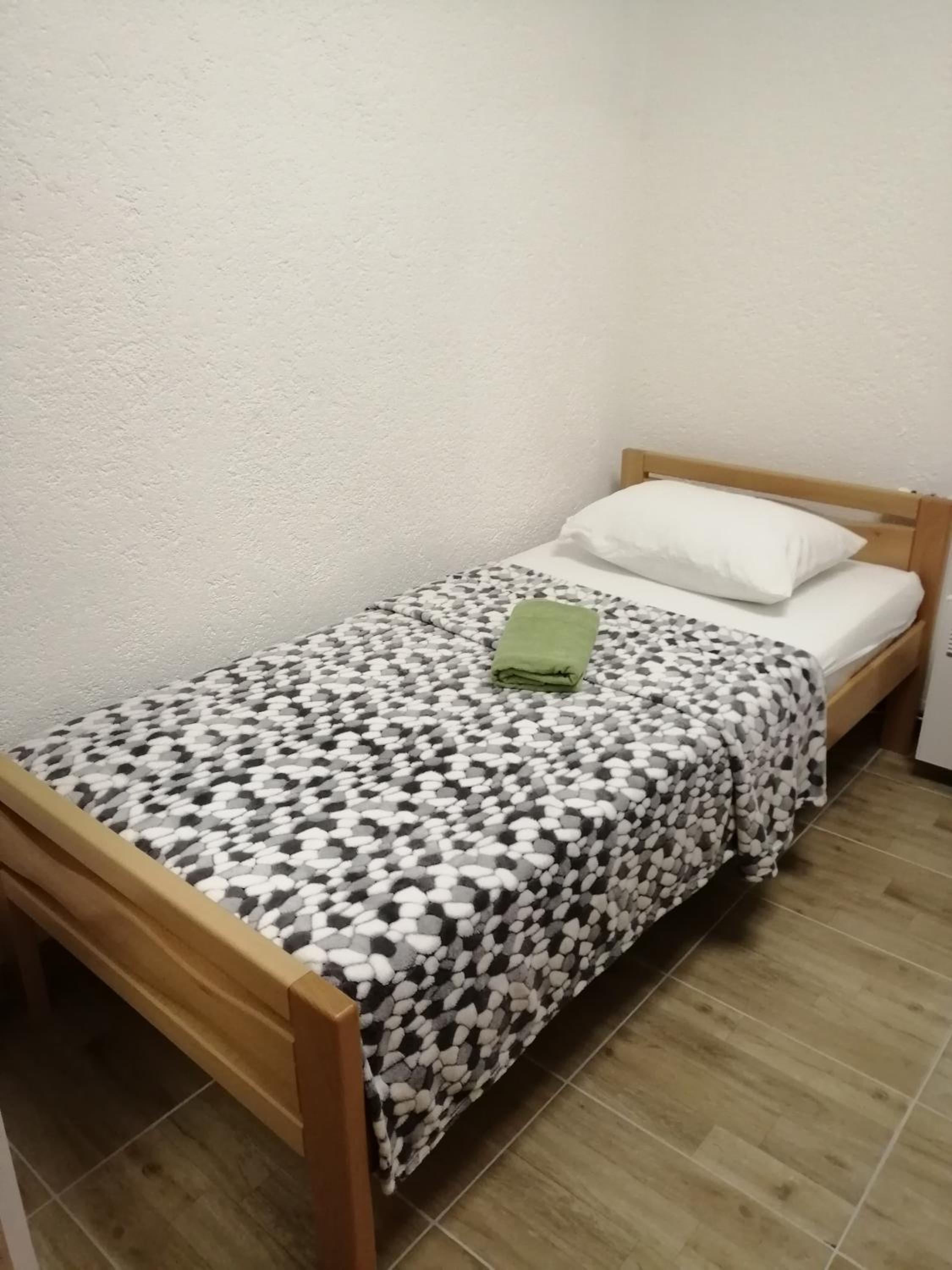 Photo 34