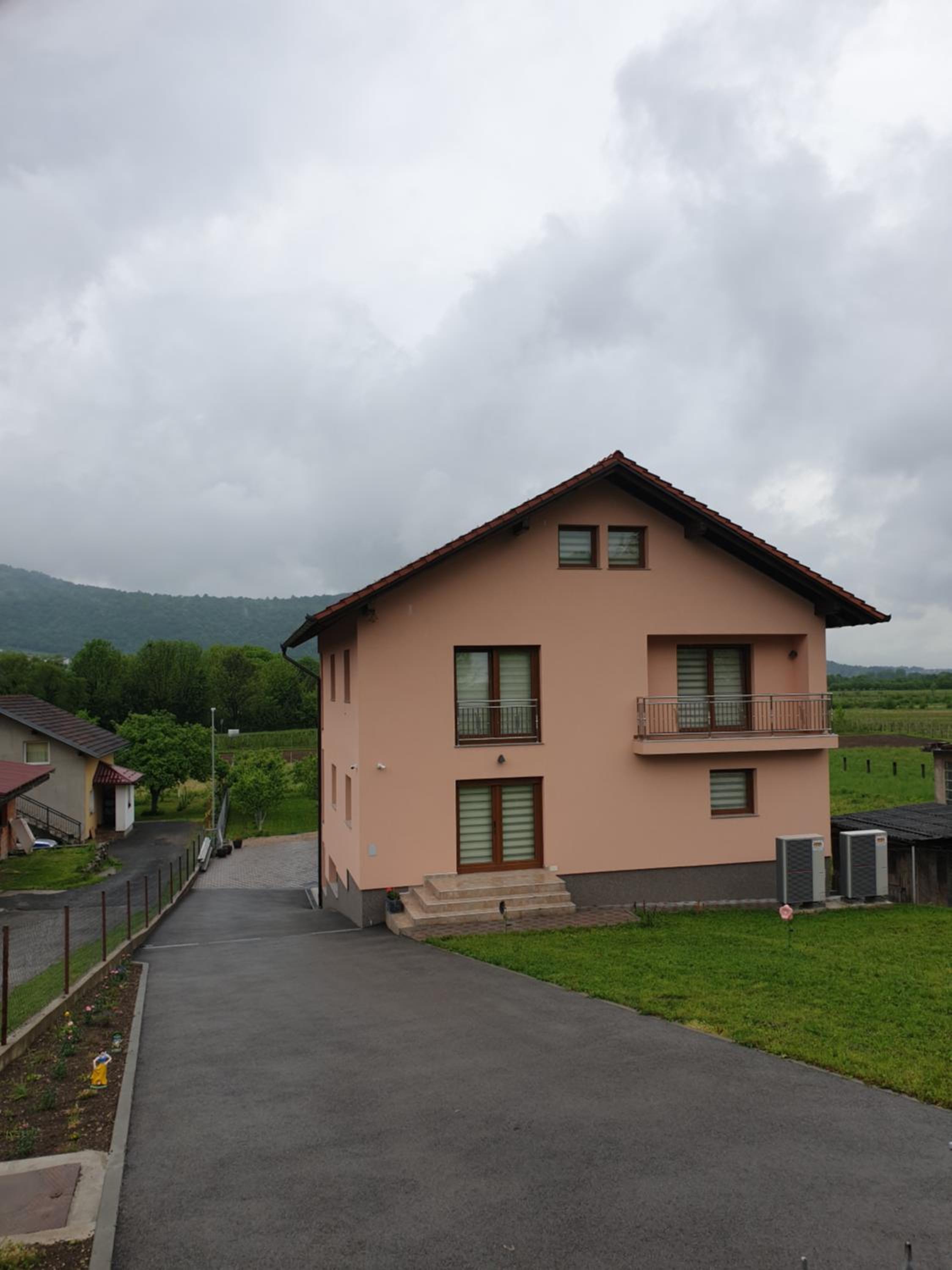 Apartments Karabegovic