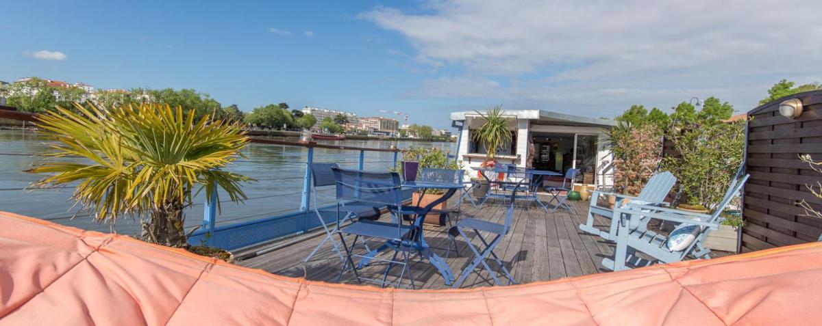 Péniche DJEBELLE view 3