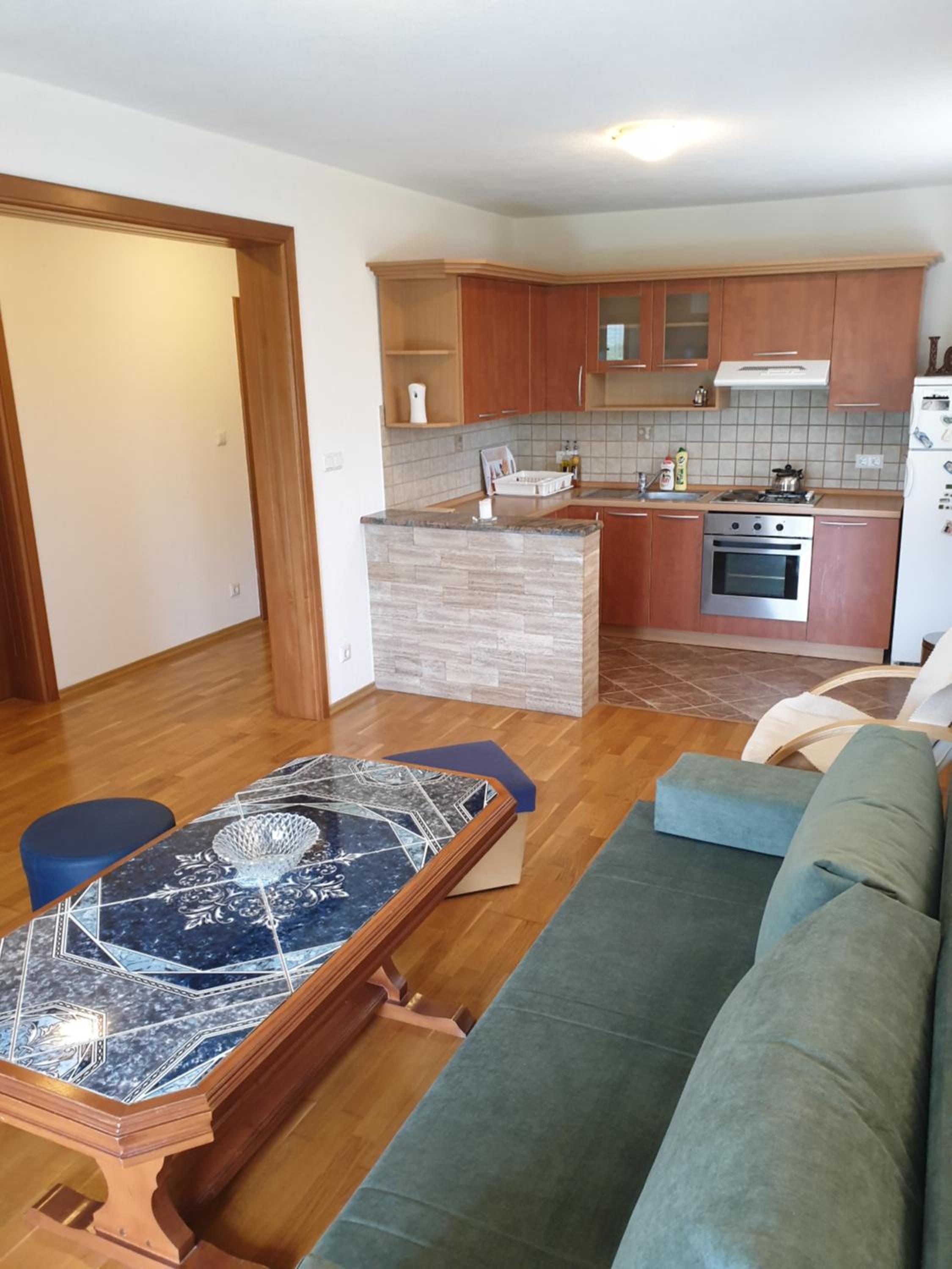 Apartments Karabegovic