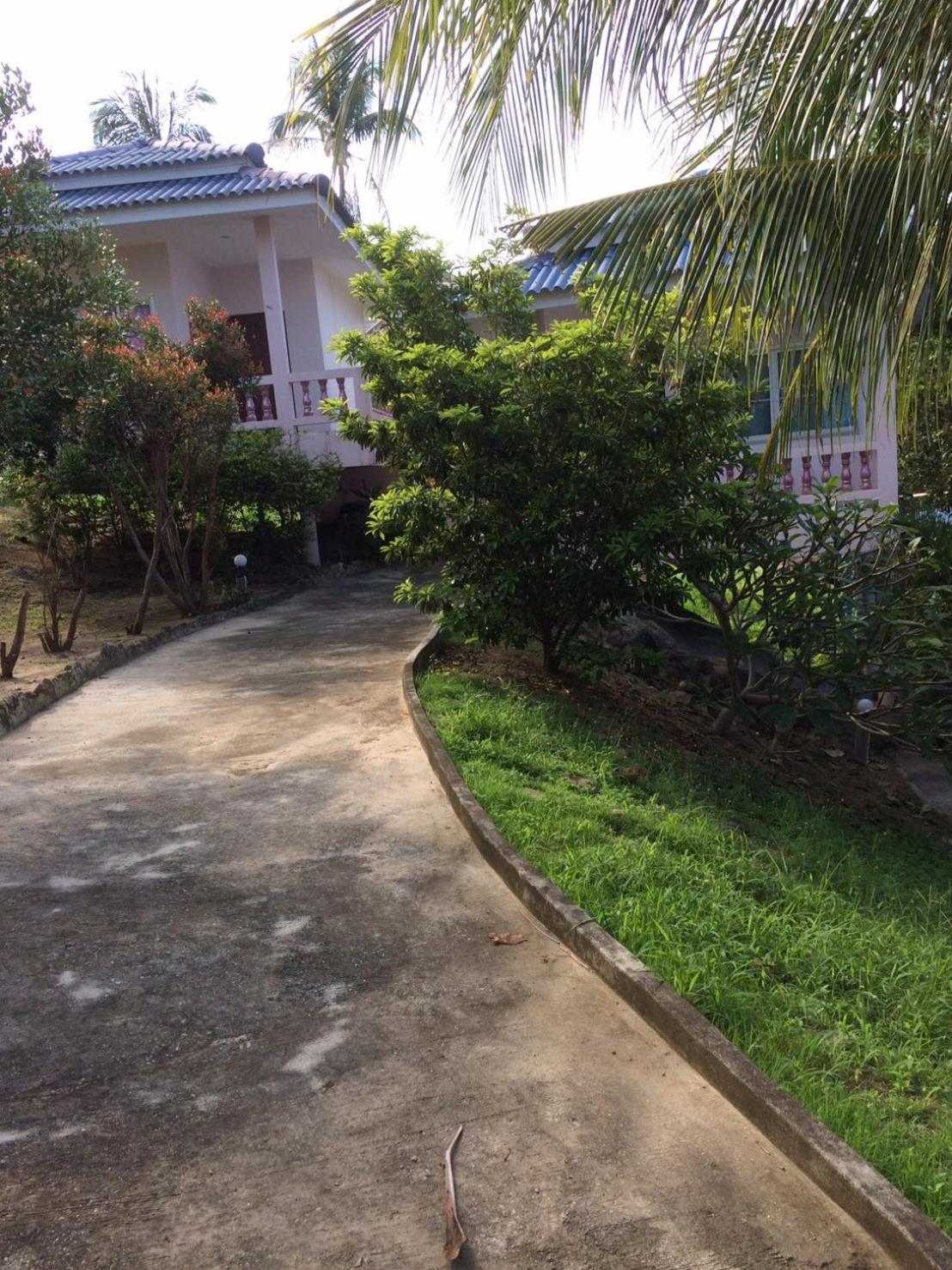 Dragon Hut Resort