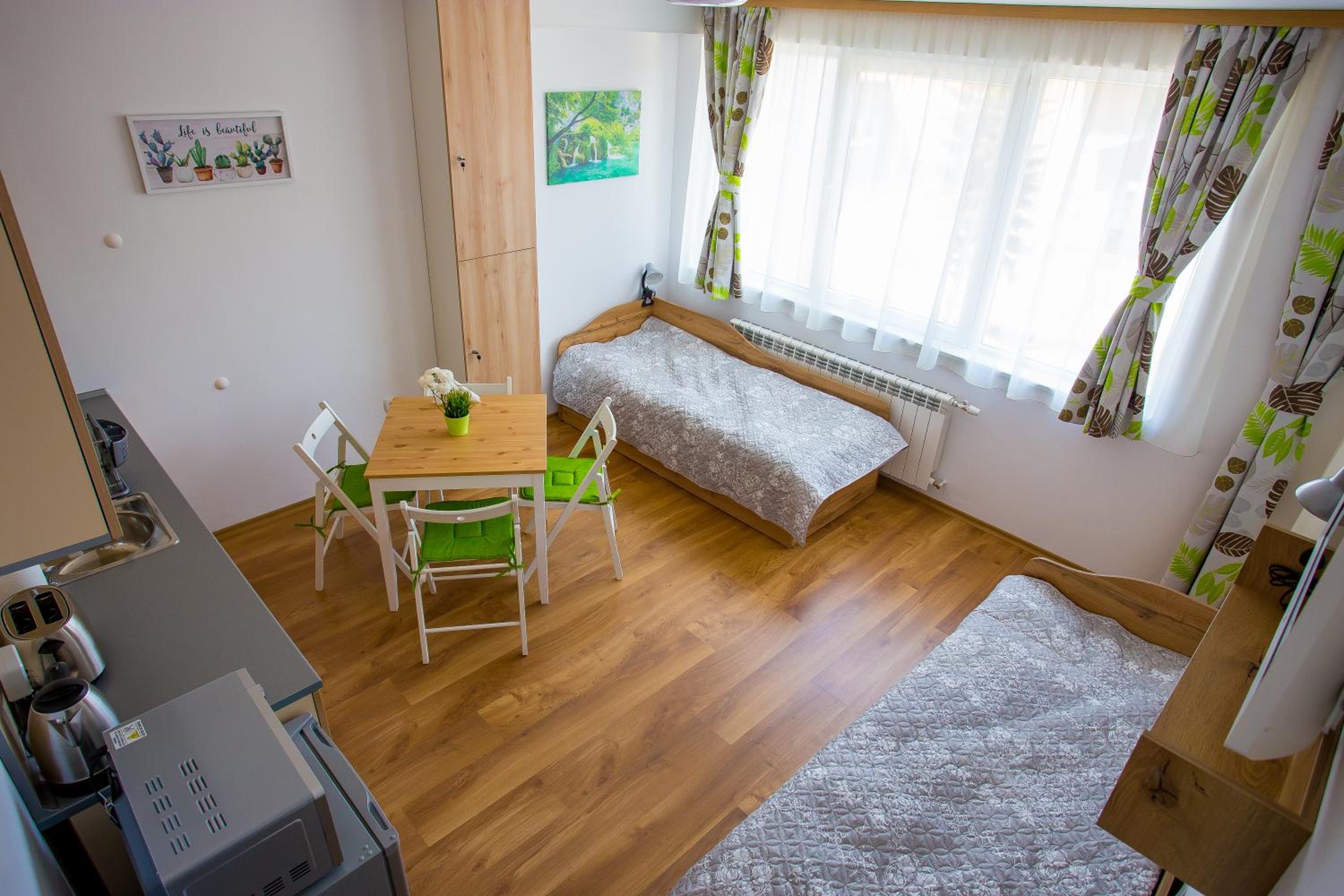 Photo 48
