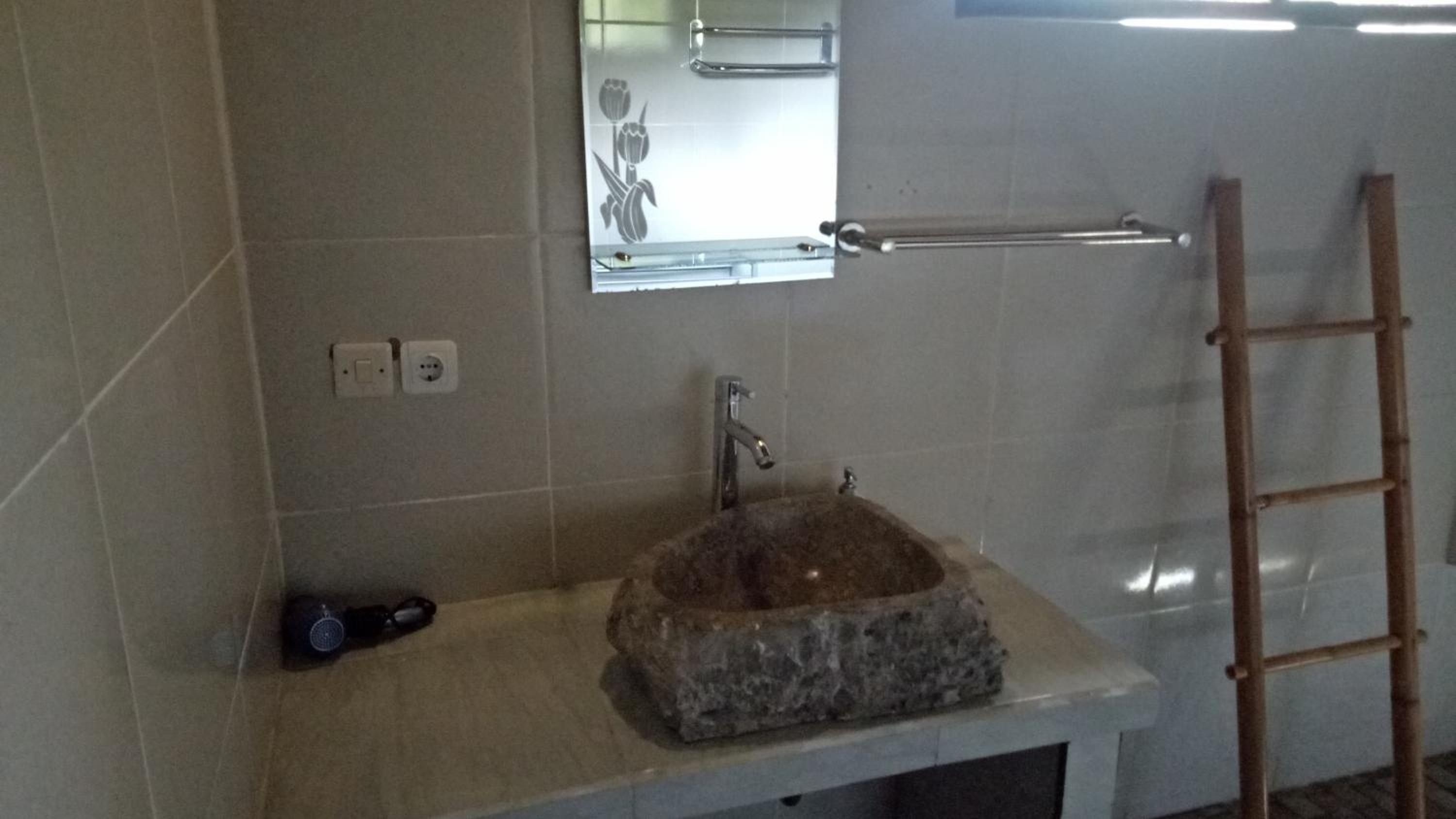 Atres Villa