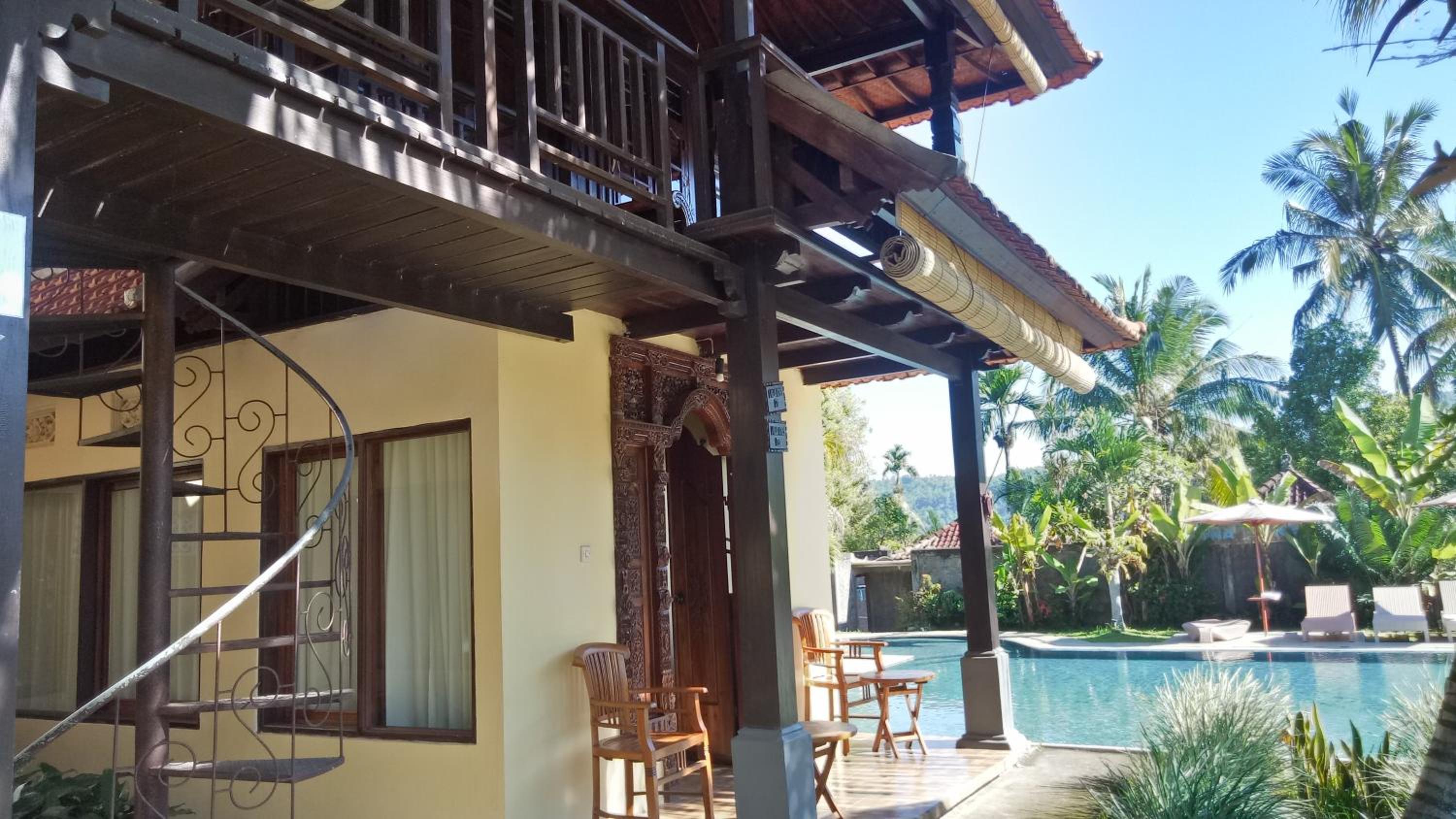 Atres Villa