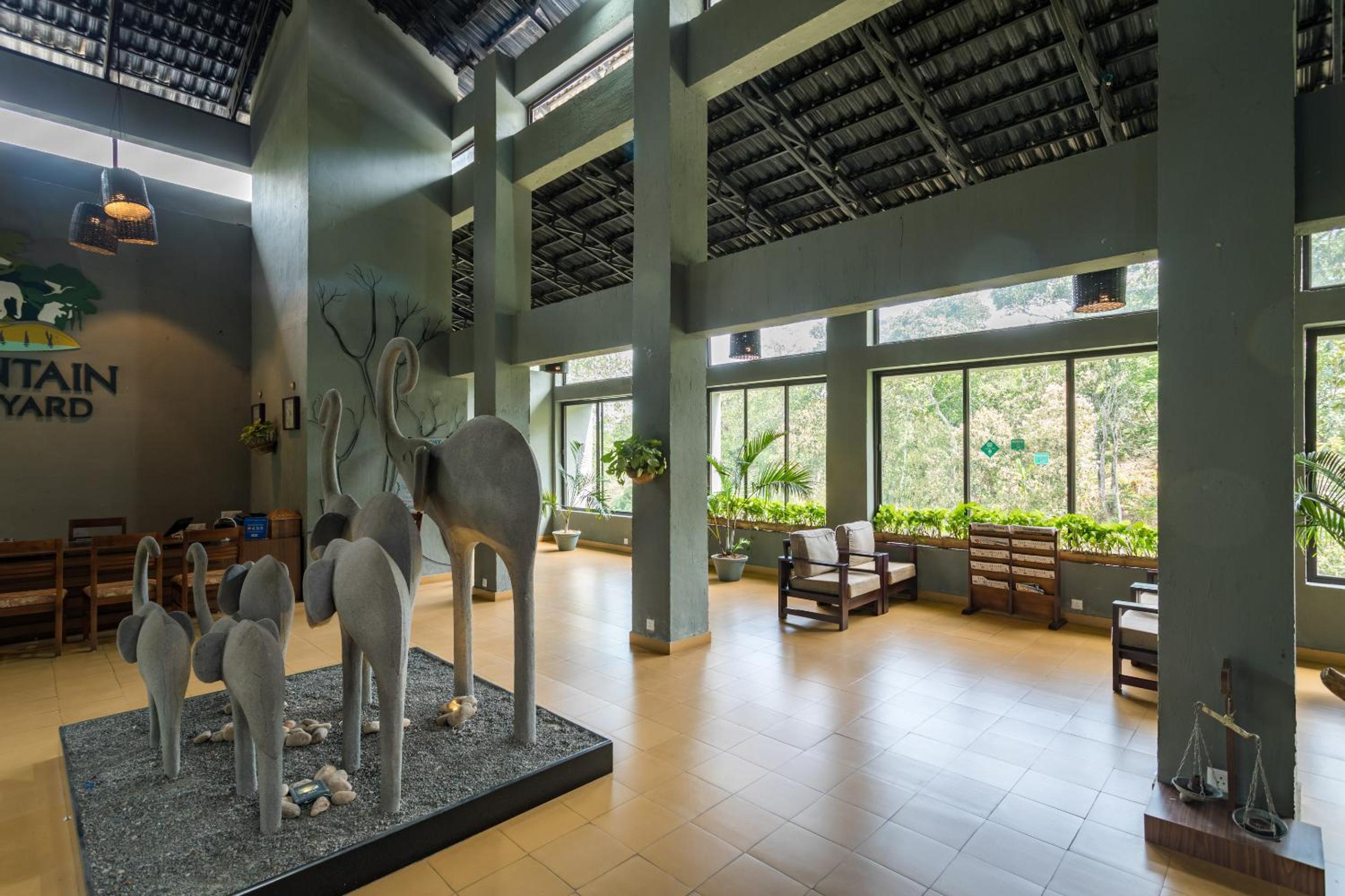The Mountain Courtyard Thekkady