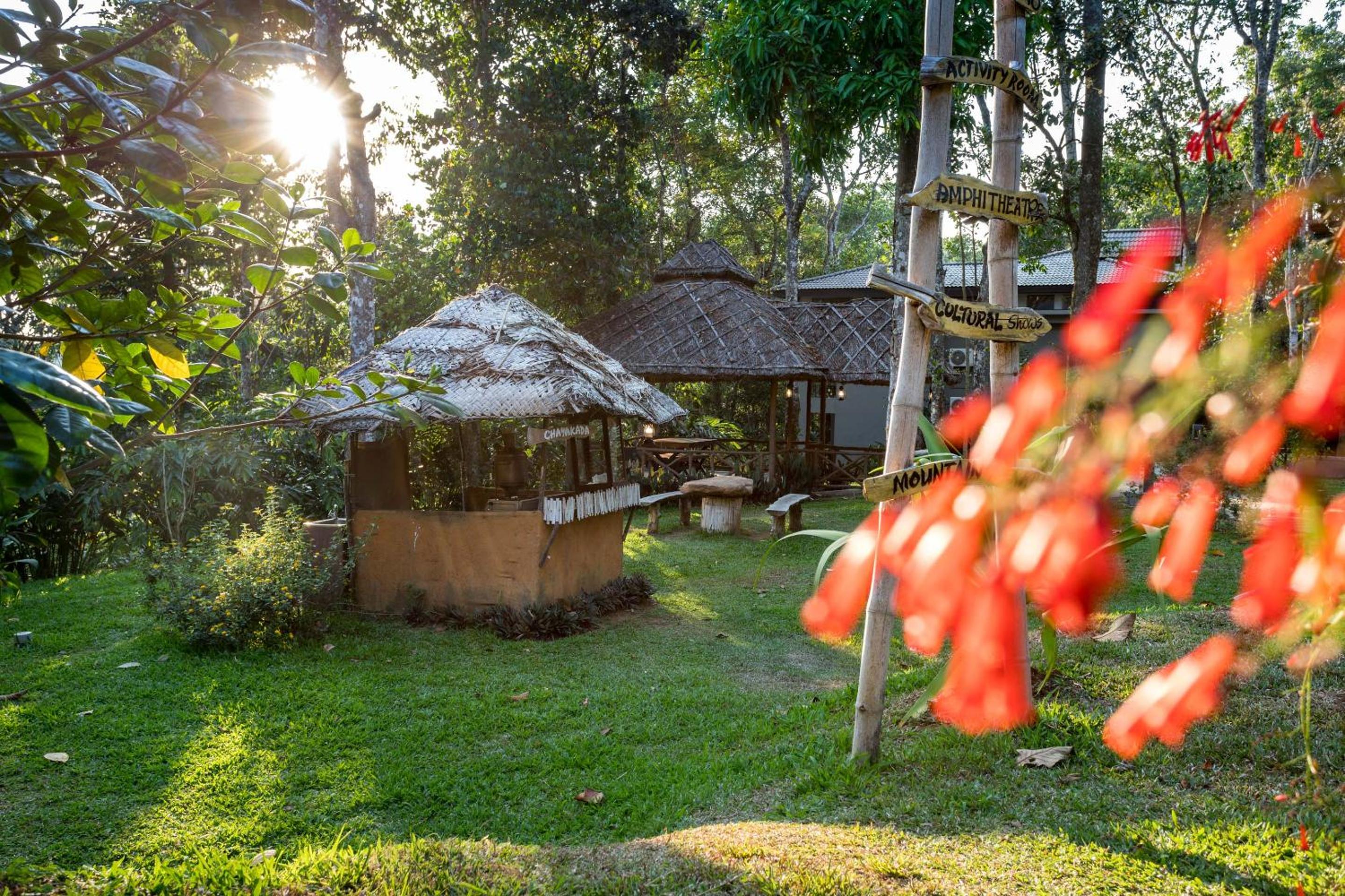 The Mountain Courtyard Thekkady