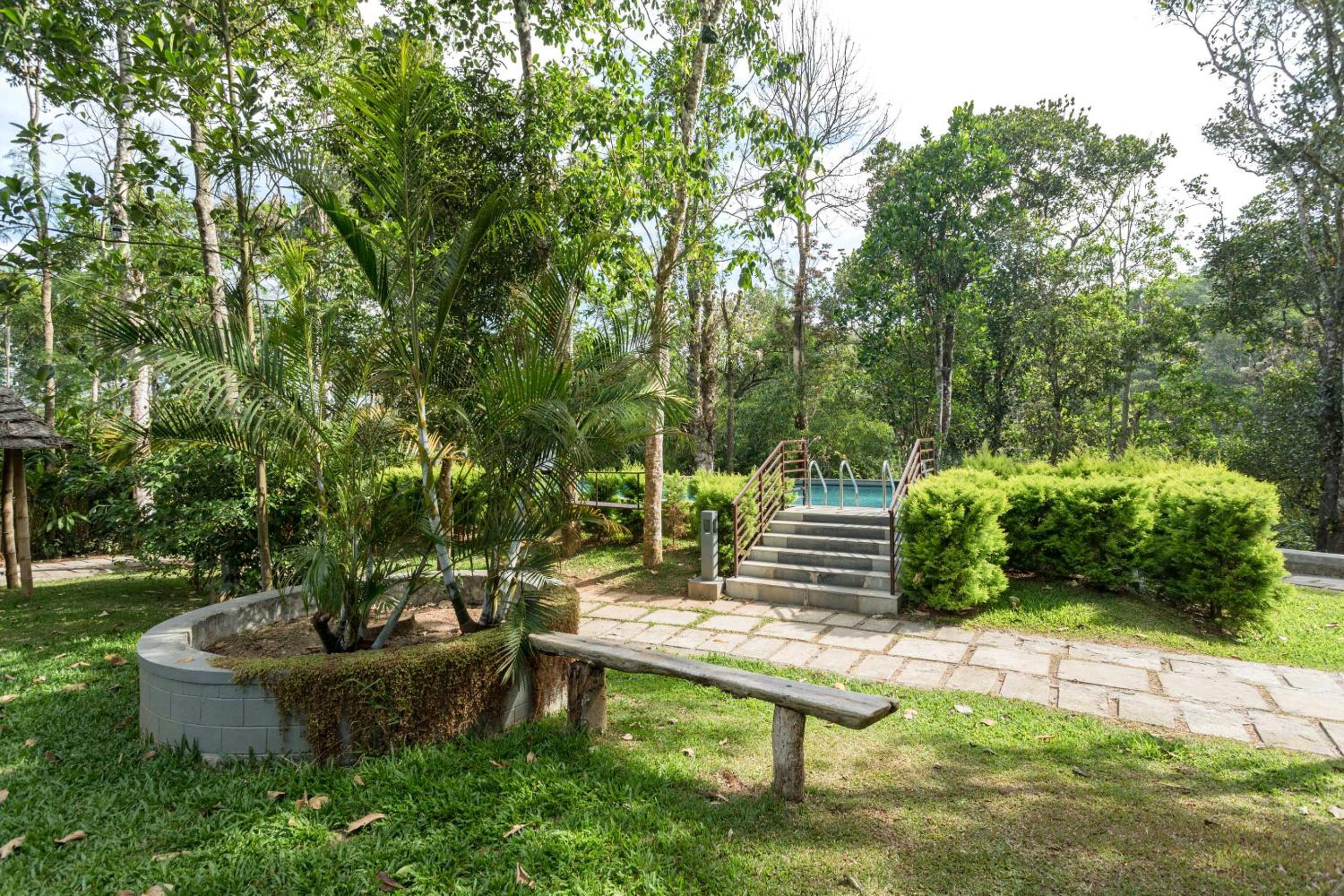 The Mountain Courtyard Thekkady