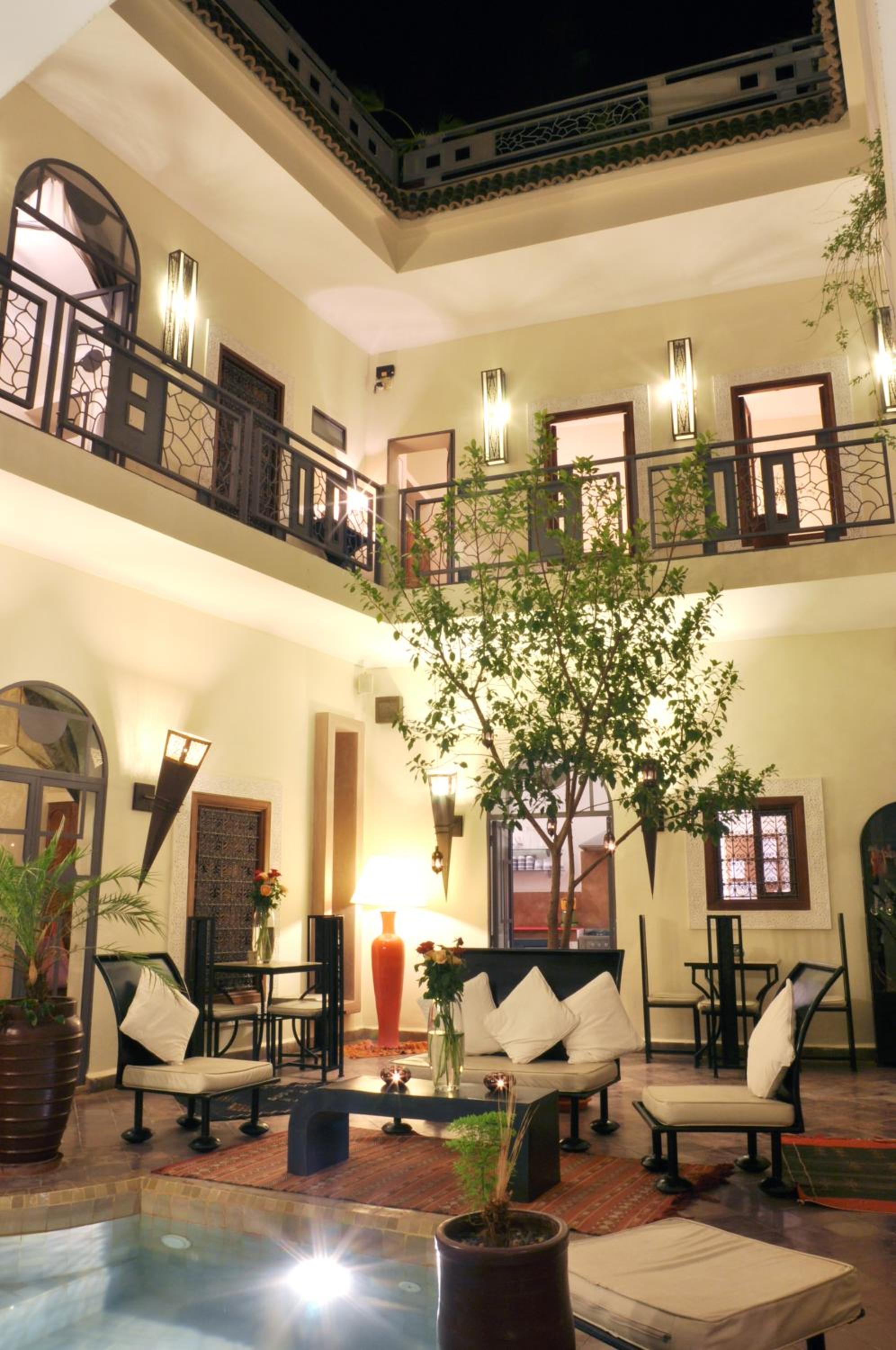 lounge