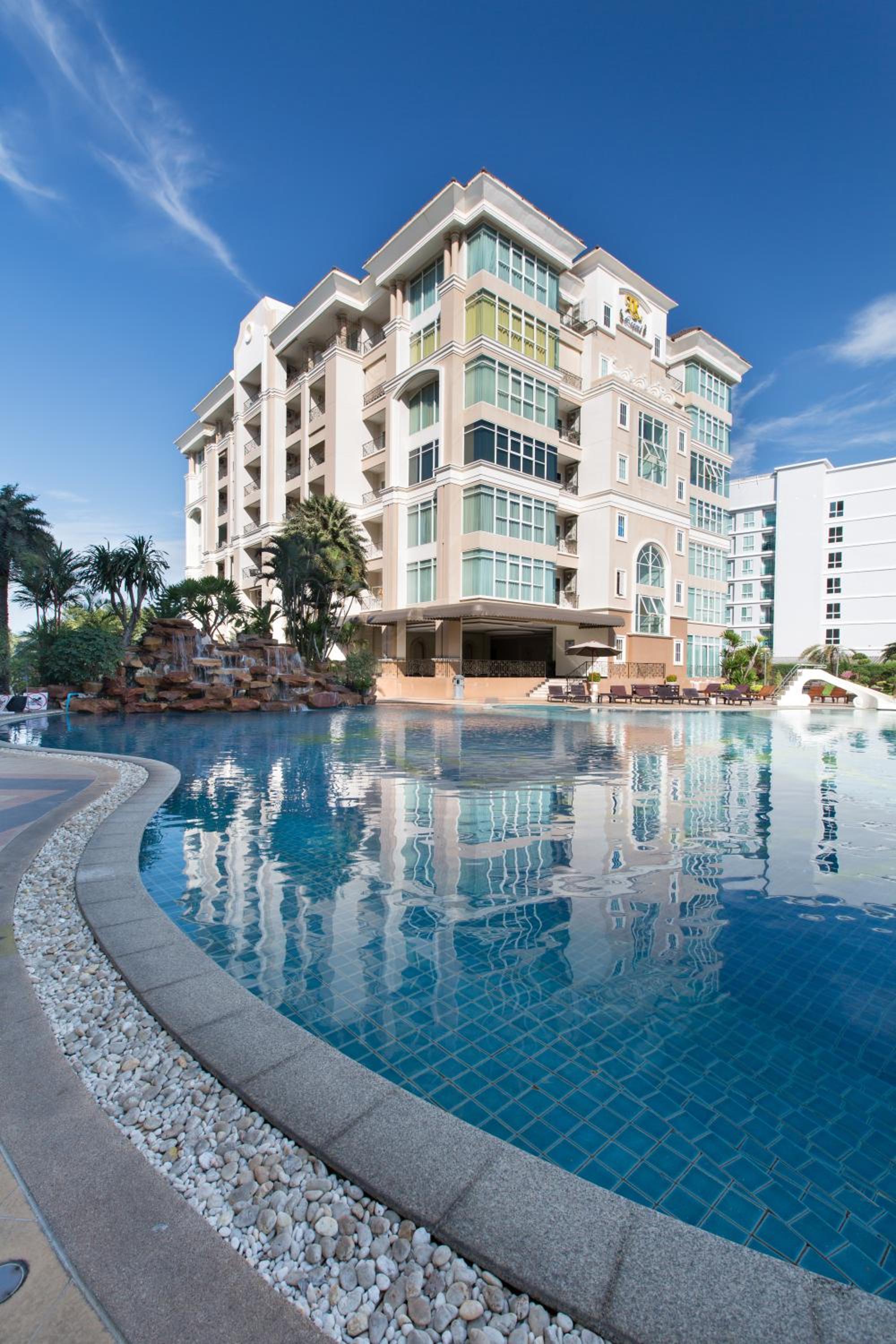 Beautiful Apartment D7 Central Pattaya view 2
