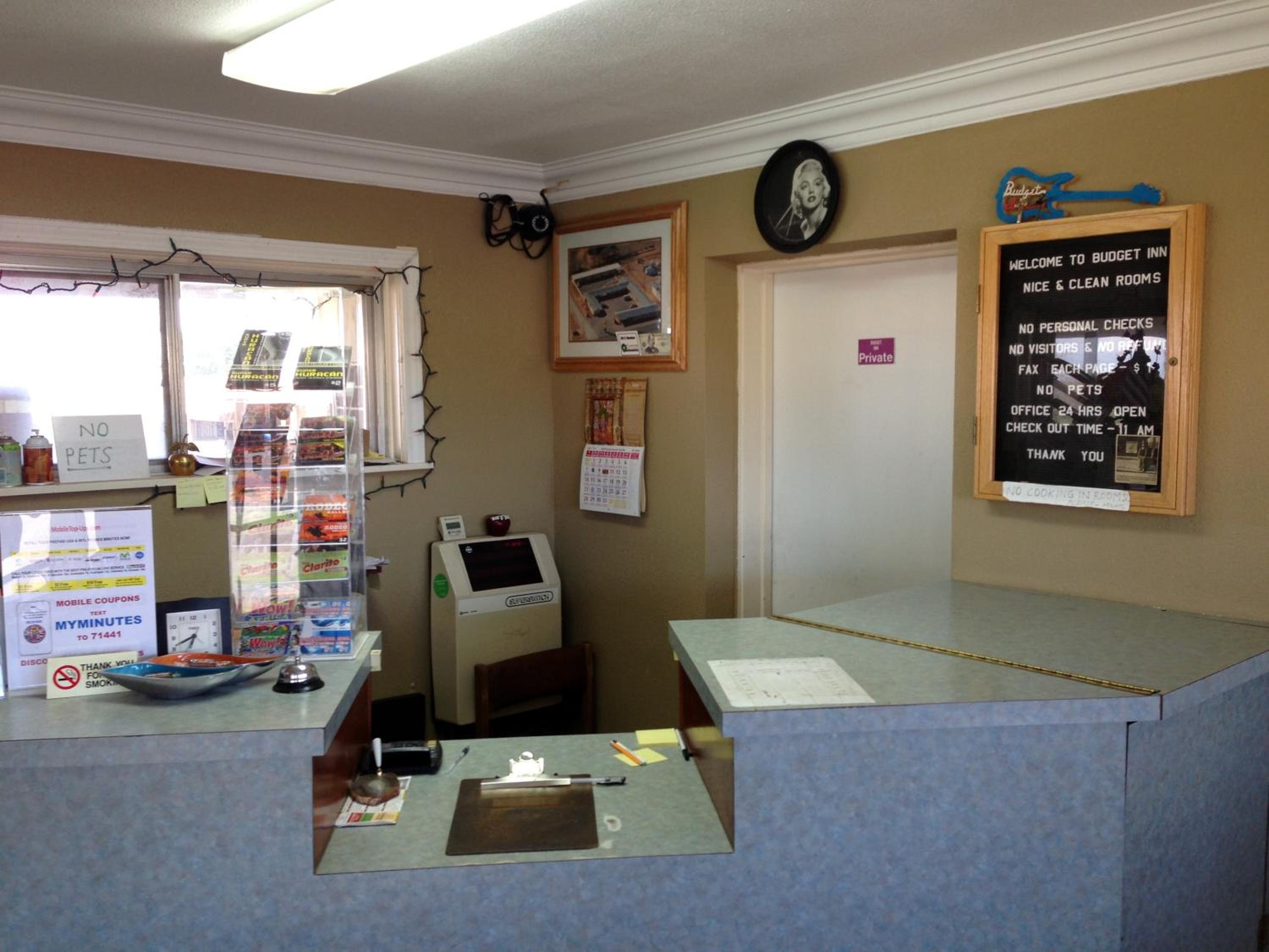 Budget Inn Plainview view 2