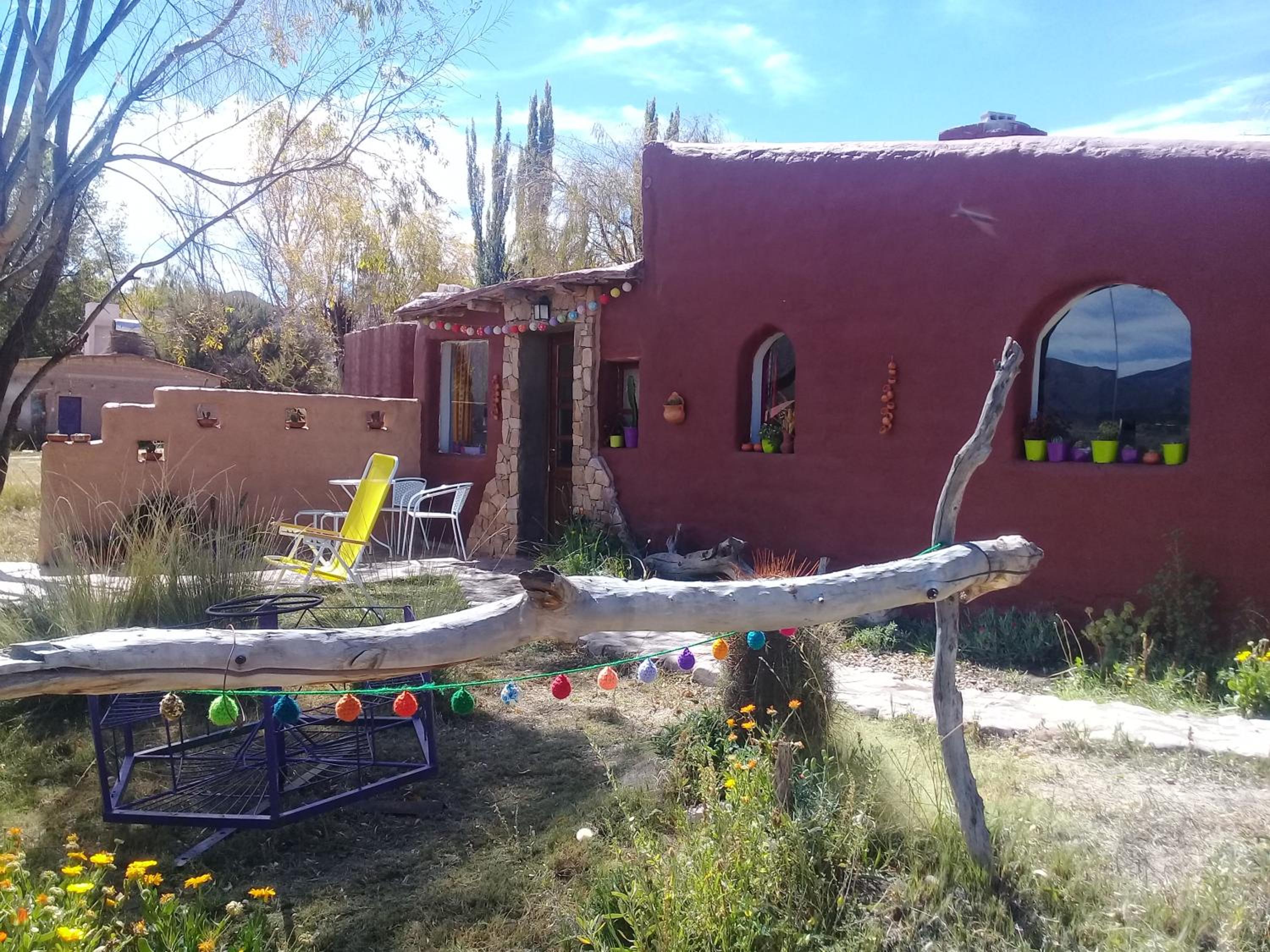 Cabaña El Cardón,casita en el campo quebradeño