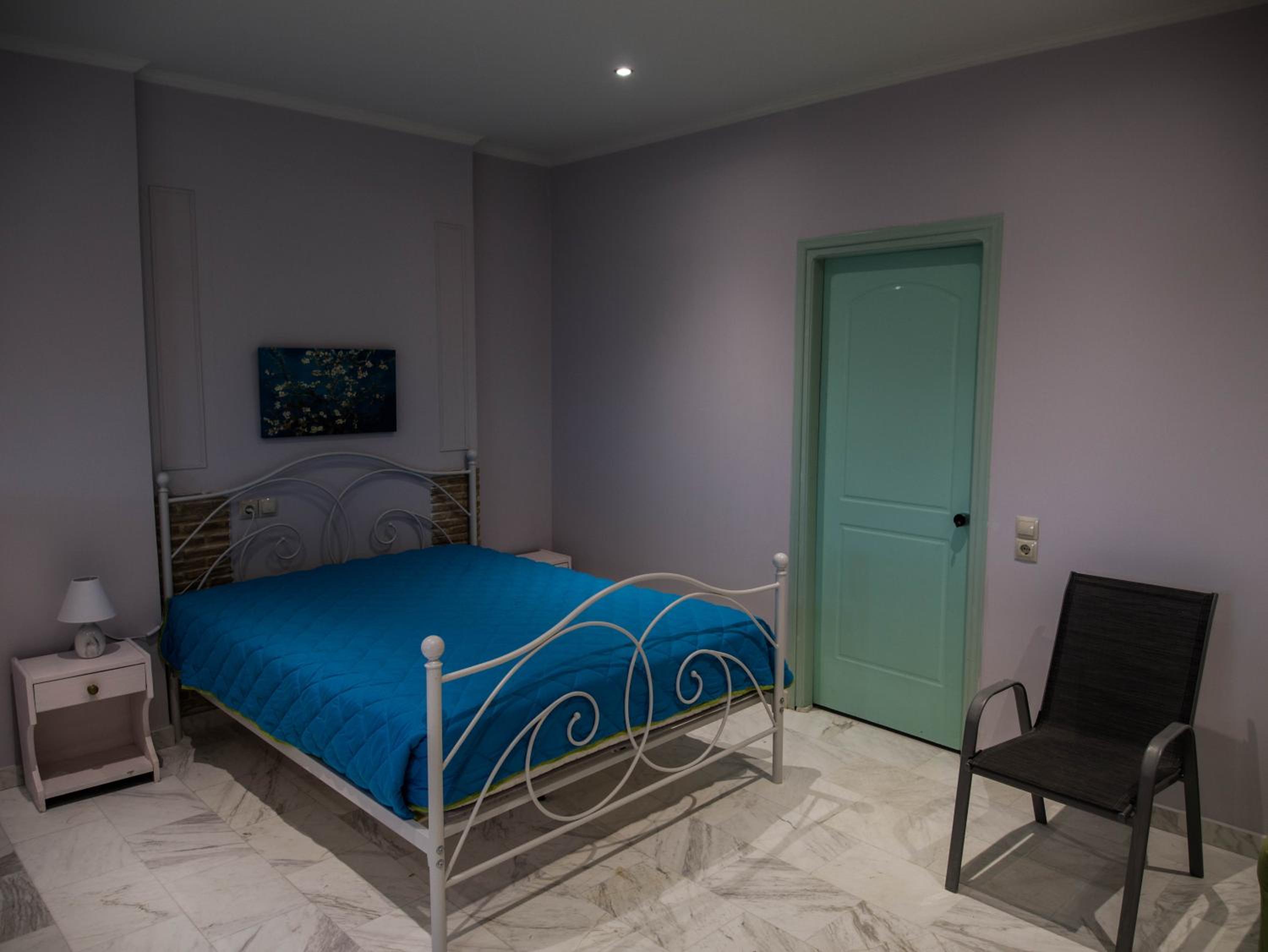 Dolce Vita Apartments - Spacious Renovated Apartments with Unique Decor Perfect for 4 in Laganas Ideal for Fun and Relaxation photo 2