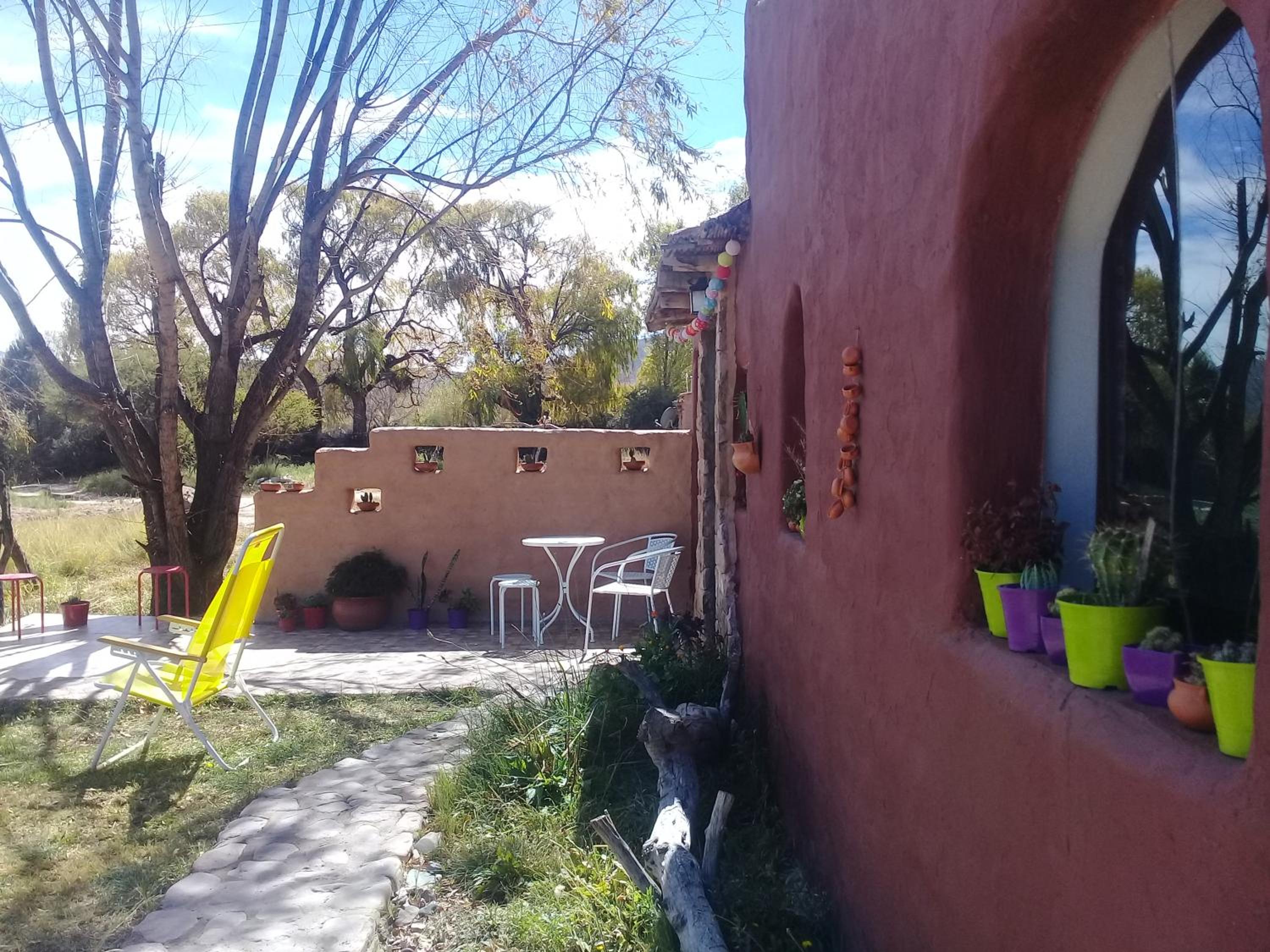 Cabaña El Cardón,casita en el campo quebradeño