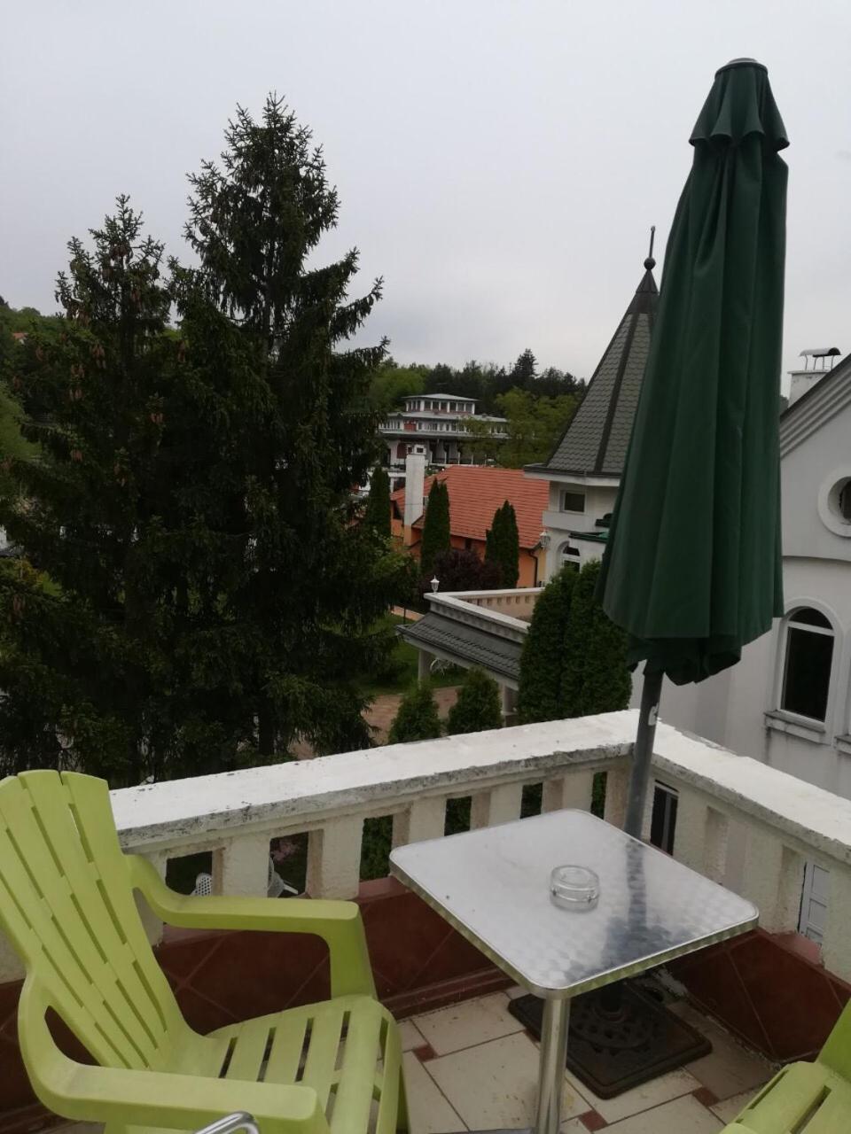Photo 27