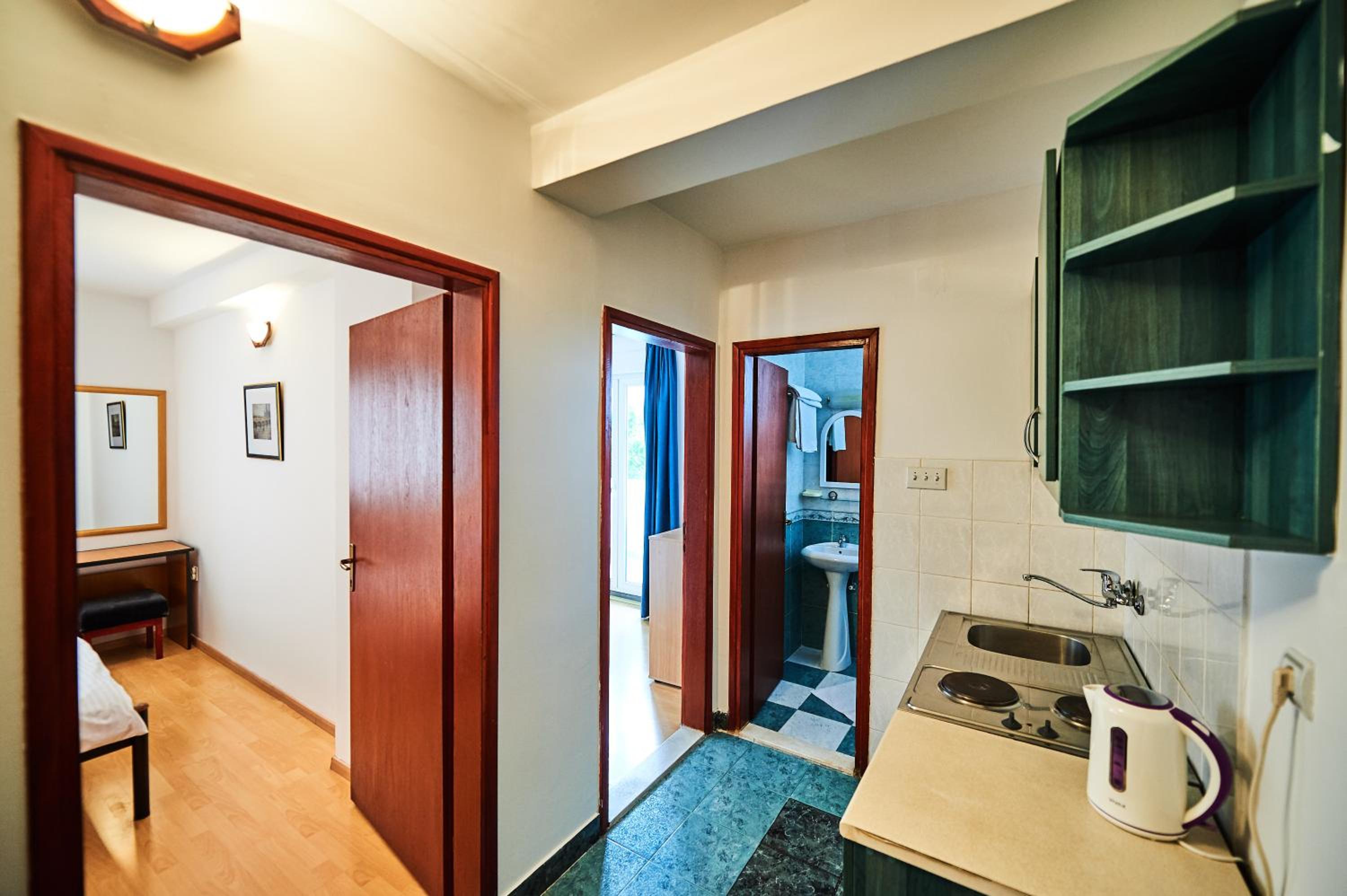 Family Apartments Mont Budva view 3