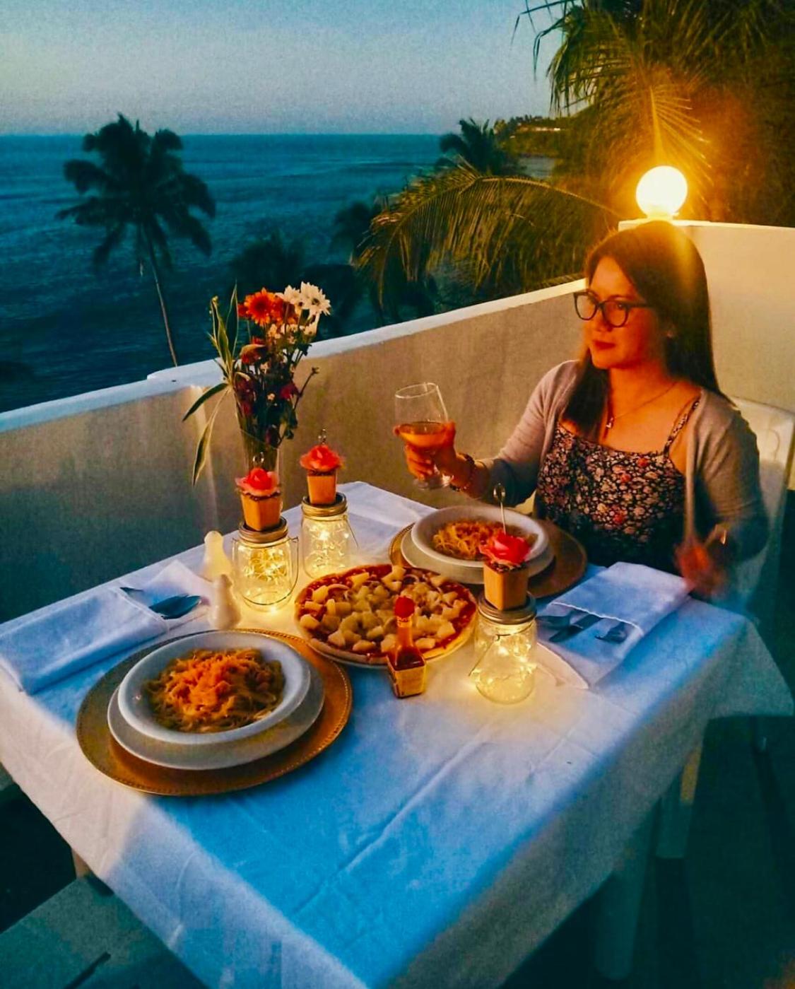 Bintana Sa Paraiso