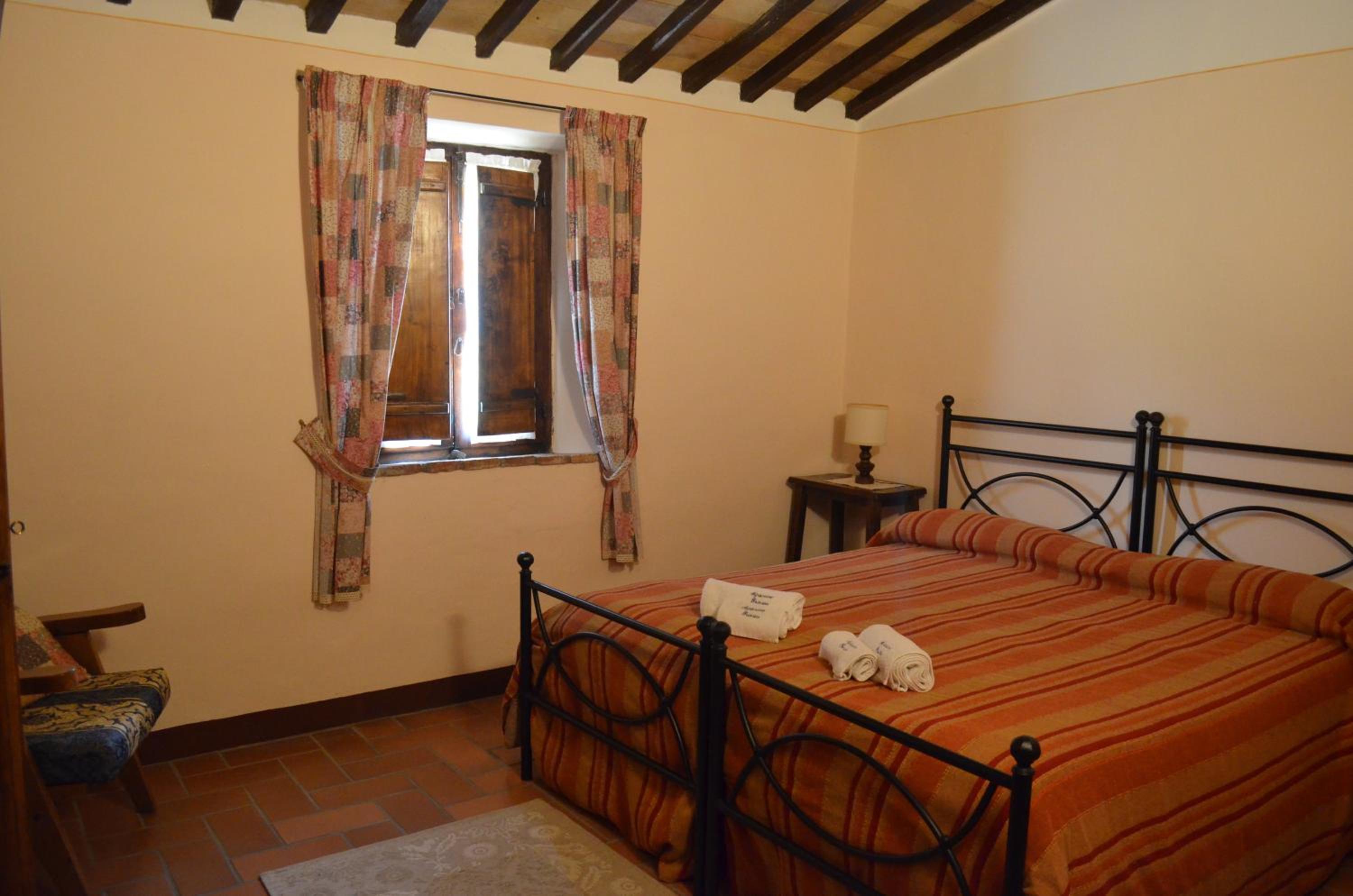 Photo 34